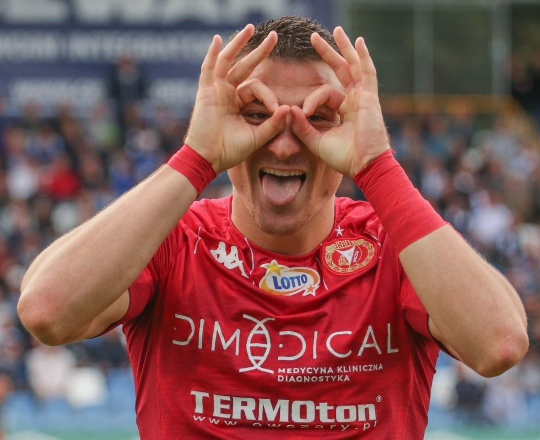  Jordi Sánchez celebra un gol en Polonia.