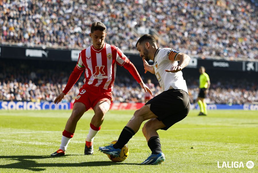  José Gayà, ante la UD Almería.