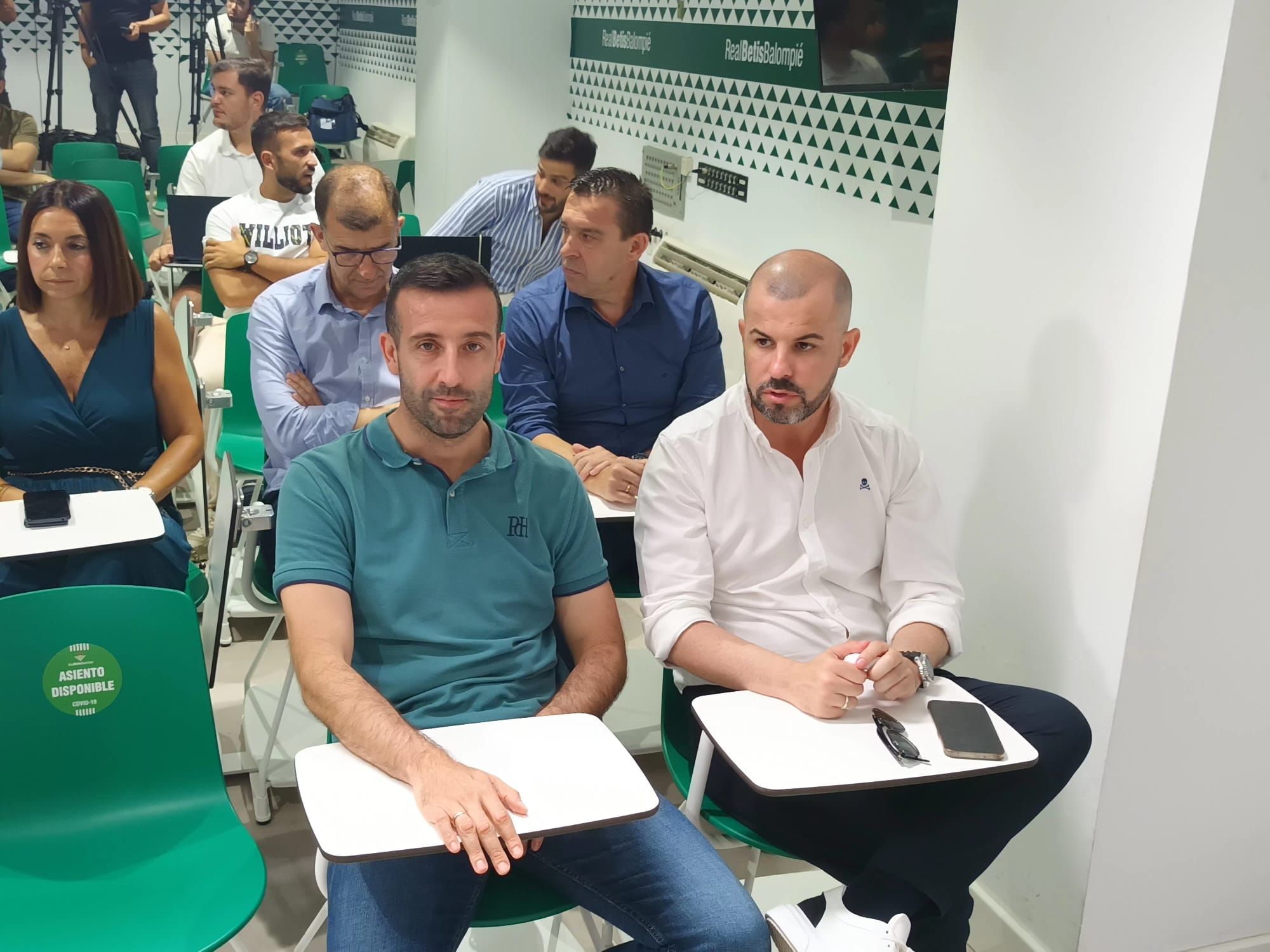  José María Barba y Manu Fajardo en la presentación de Planes.