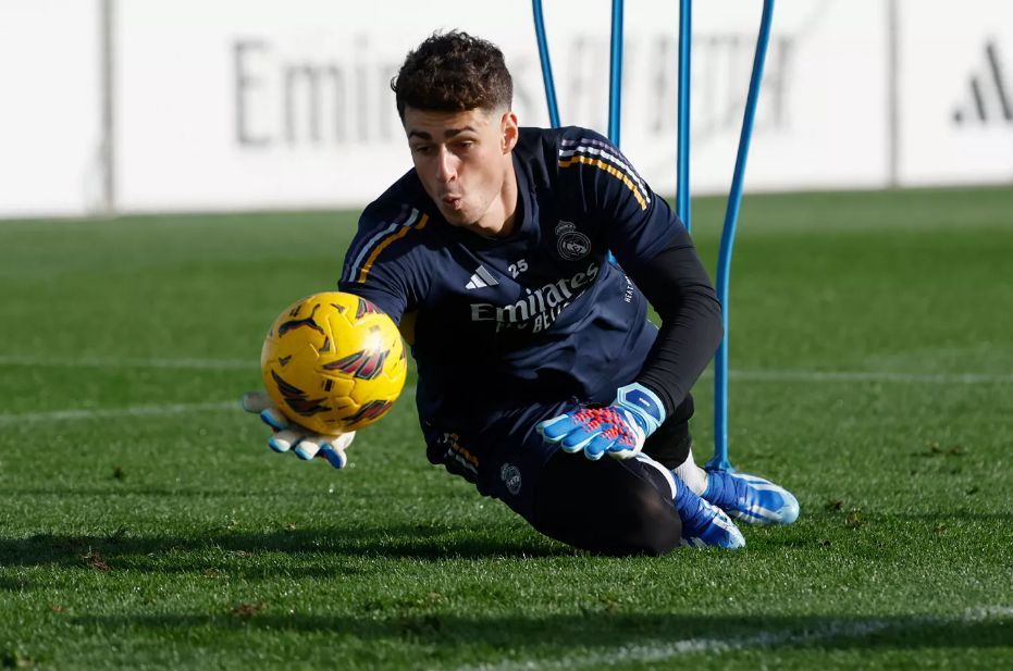 Kepa Arrizabalaga, en un entrenamiento con el Real Madrid.