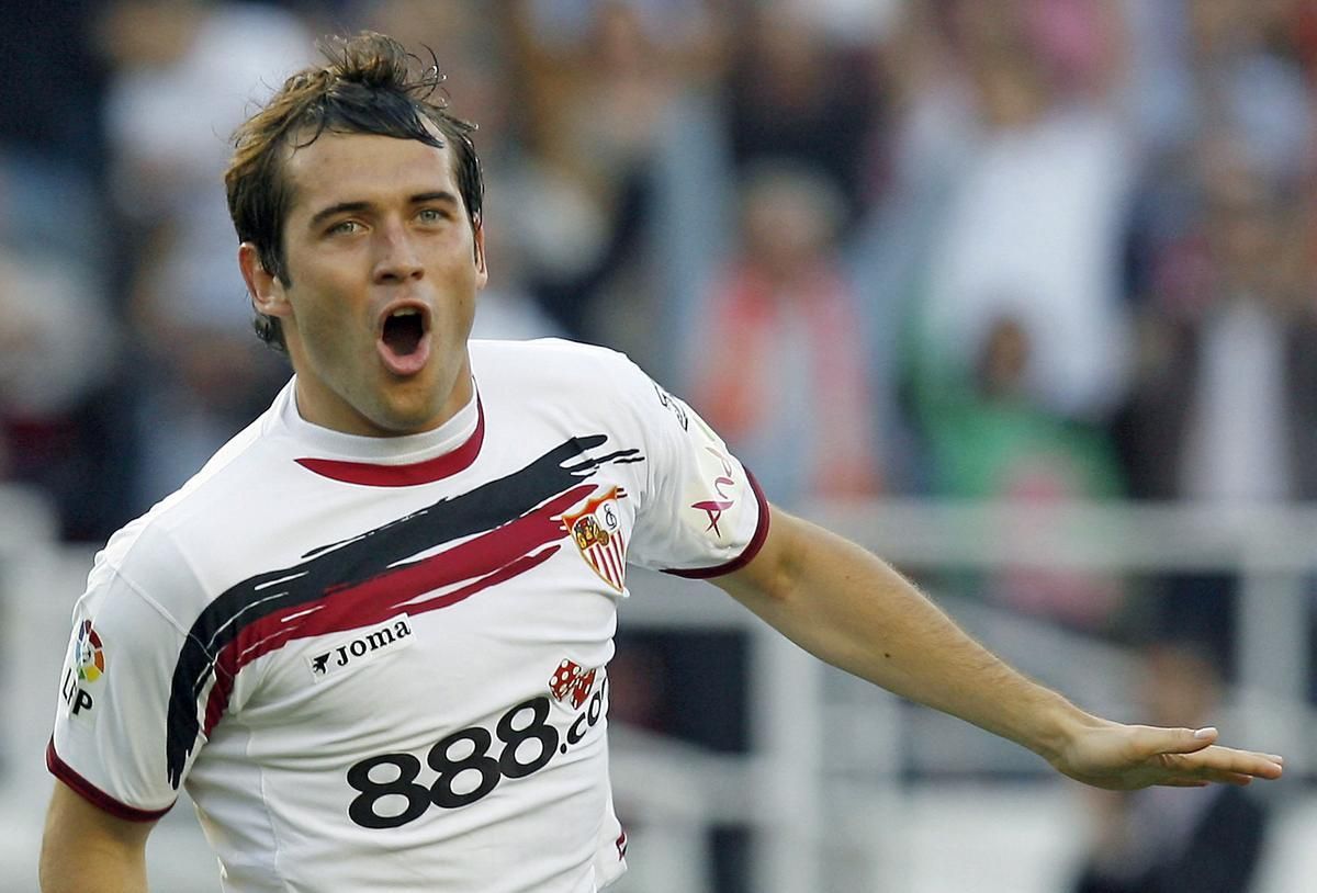  Kerzhakov, con el Sevilla