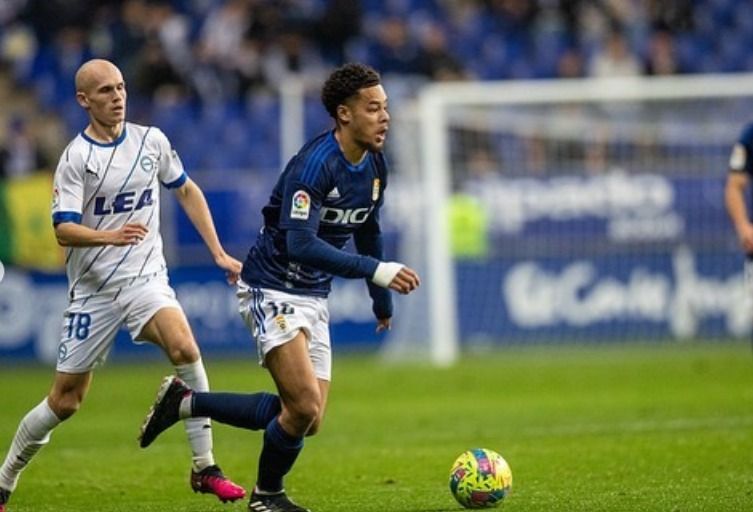  Koba, enla victoria del Real Oviedo ante el Deportivo Alavés (1-0).