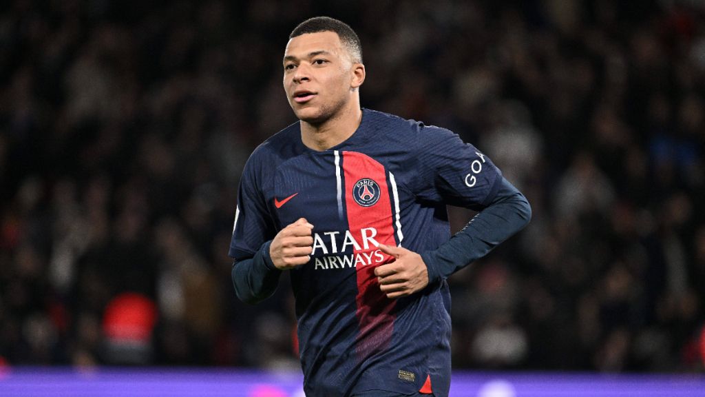Kylian Mbappé durante un partido con el PSG. (Fuente: Cordon Press)