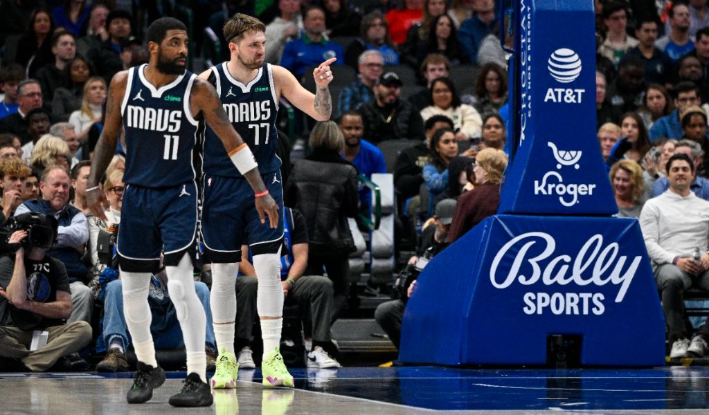  Kyrie Irving y Luka Doncic suman 70 puntos entre los dos ante los Blazers (Fuente: Cordon Press)