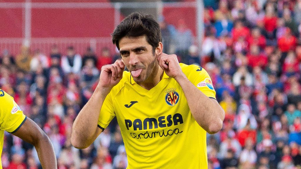  La clásica celebración de Gerard Moreno. (Fuente: Cordon Press)