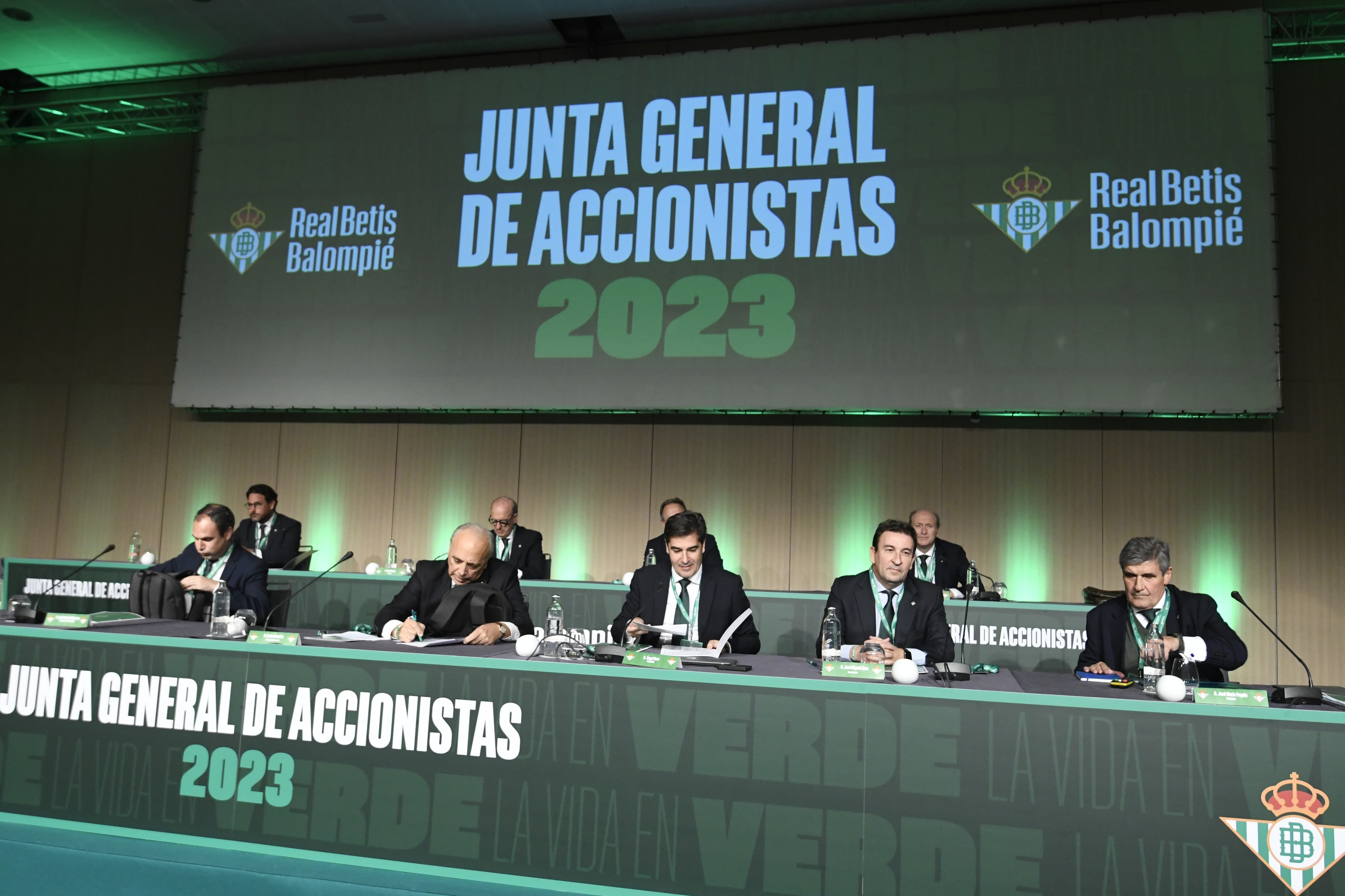 La mesa de la Junta 2023