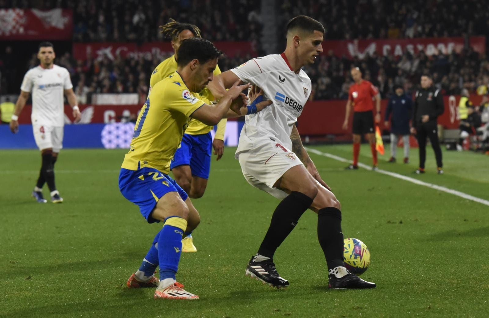  Lamela, ante el Cádiz