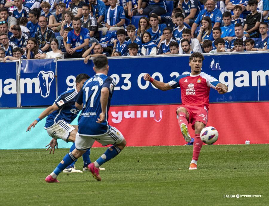  Lance del Oviedo - Espanyol del play off.