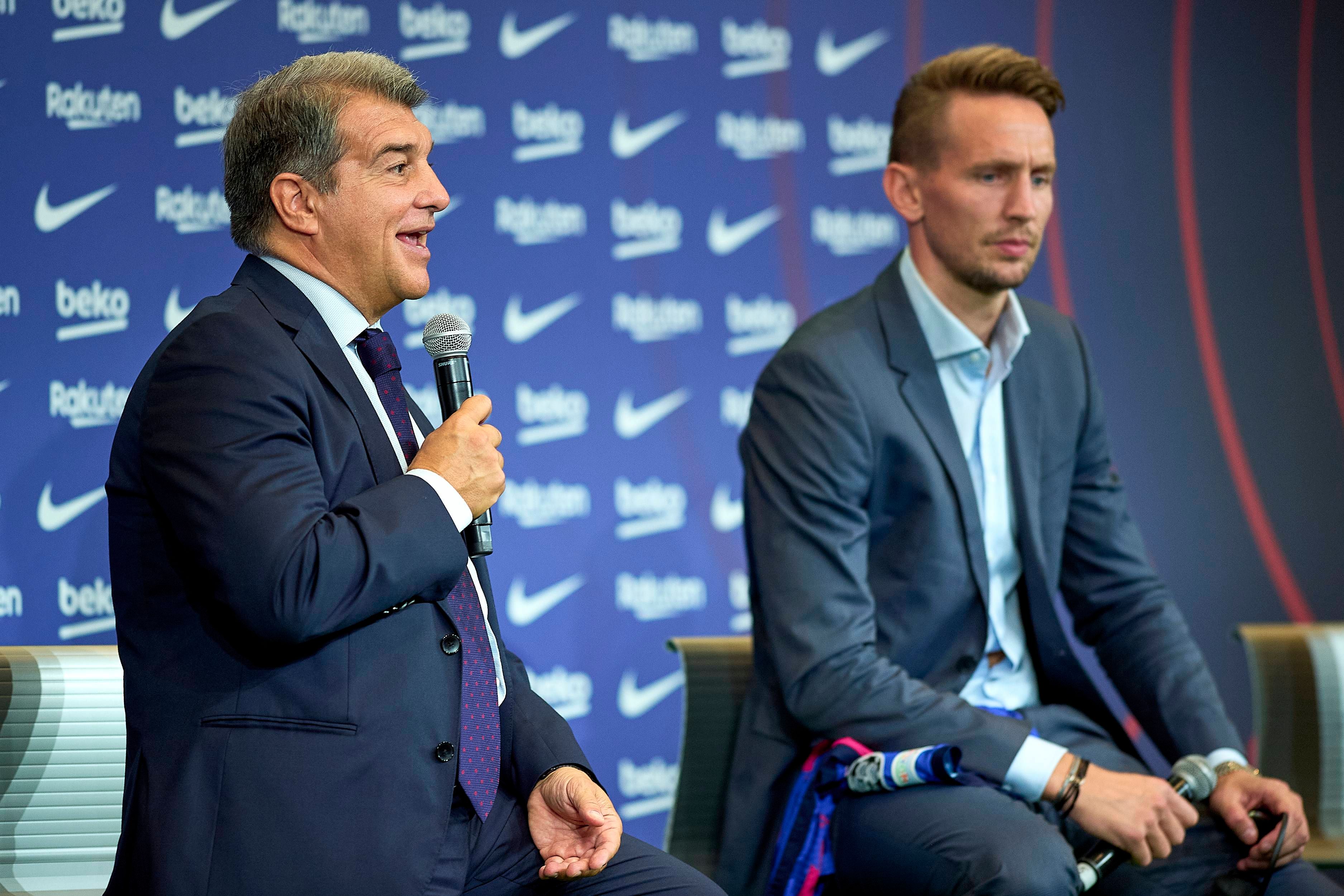  Joan Laporta, en la presentación de Luuk de Jong tras llegar al Barcelona desde Sevilla.