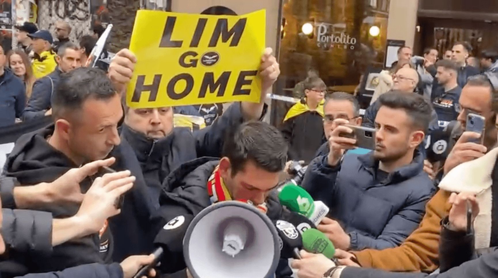 Lectura del manifiesto.