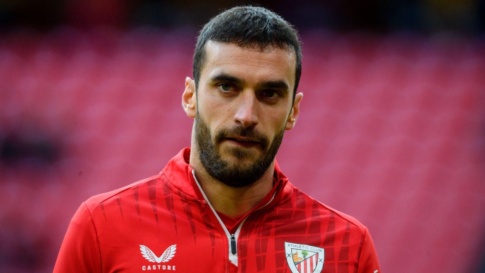 El carrilero Iñigo Lekue, antes de ganarle al Rayo Vallecano en San Mamés.