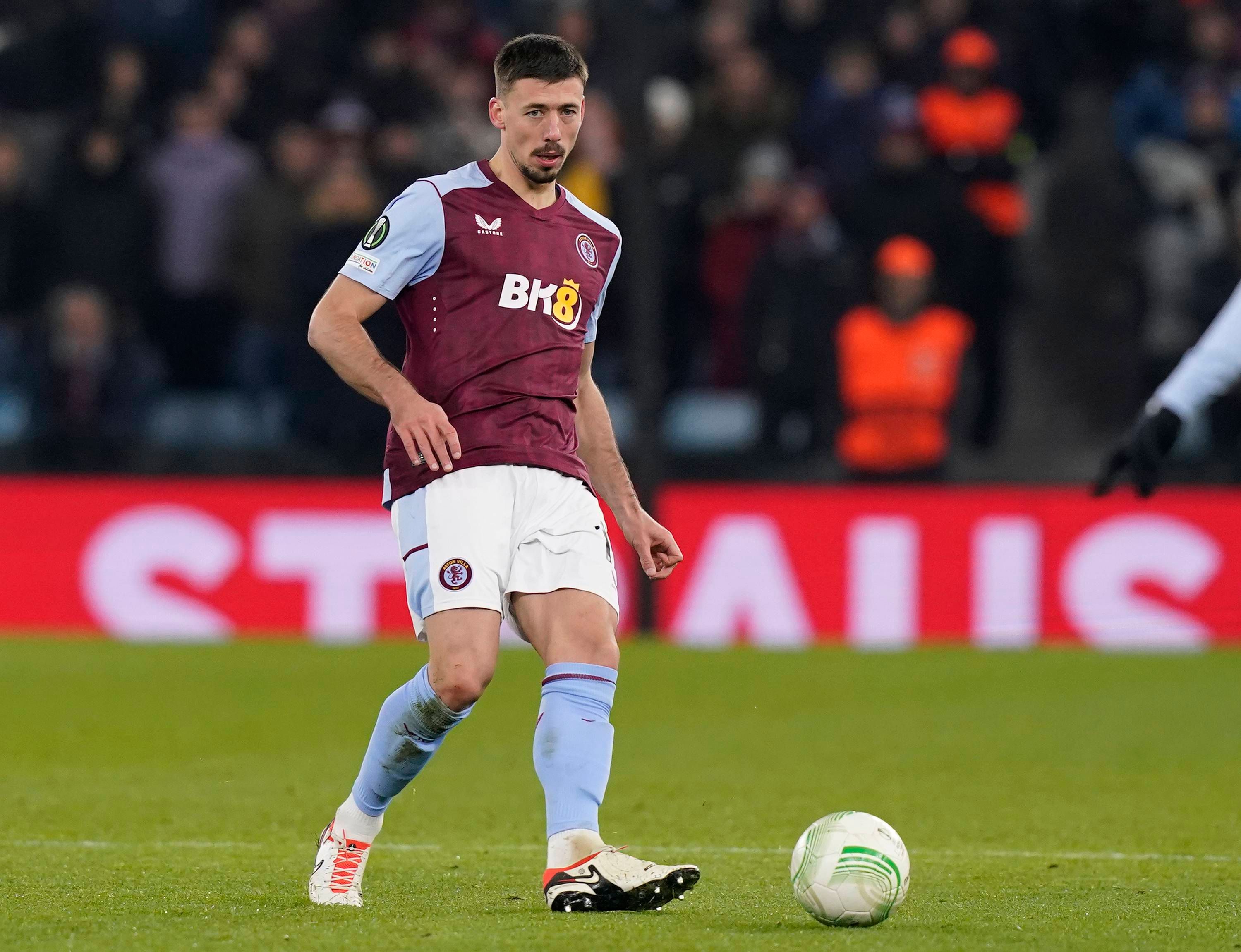 Lenglet, en un partido del Aston Villa (FOTO: Cordón Press).