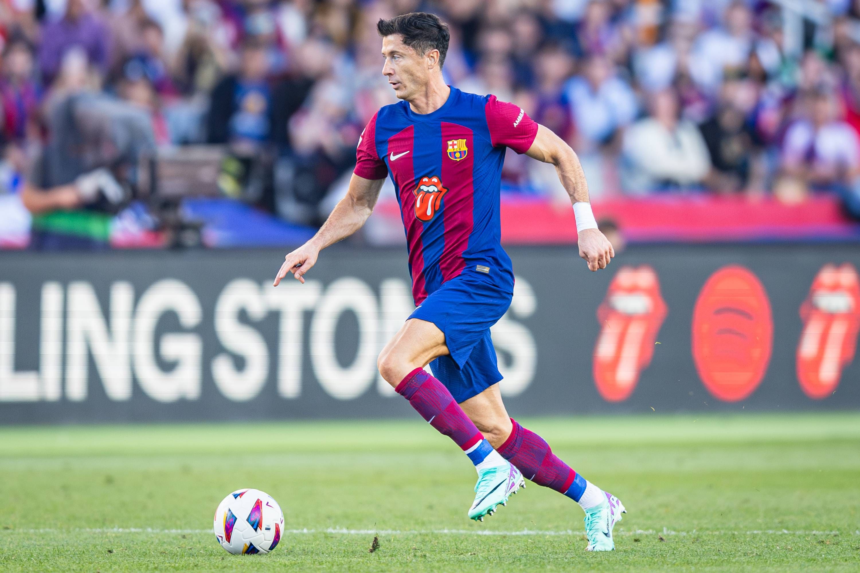 Lewandowski, en un partido del Barcelona en LALIGA (FOTO: Cordón Press).