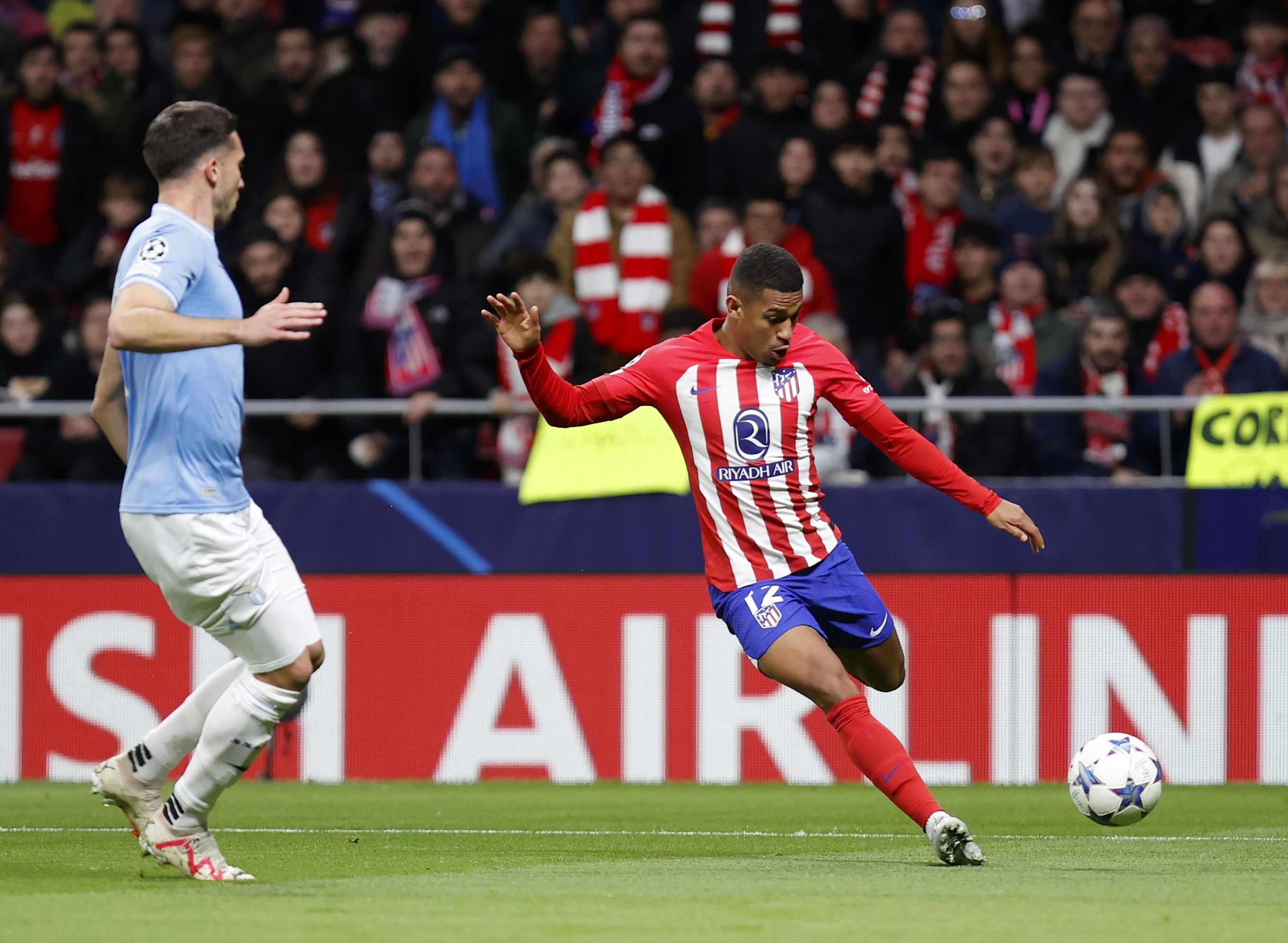 Antoine Griezmann celebra su gol en el Atlético-Lazio (Foto: ATM).
