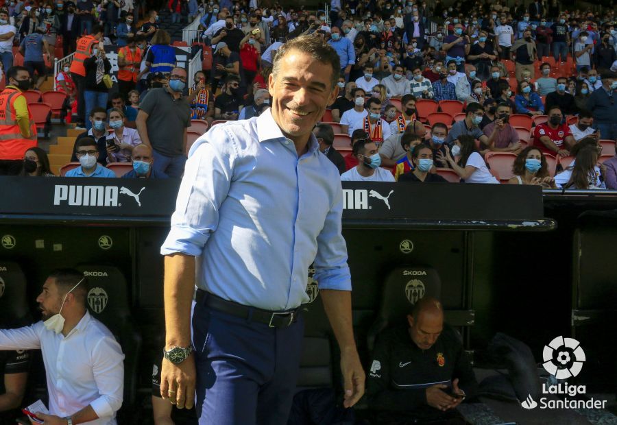  Luis García Plaza visita al Athletic Club, en San Mamés, este martes con el Deportivo Alavés en la Copa del Rey.