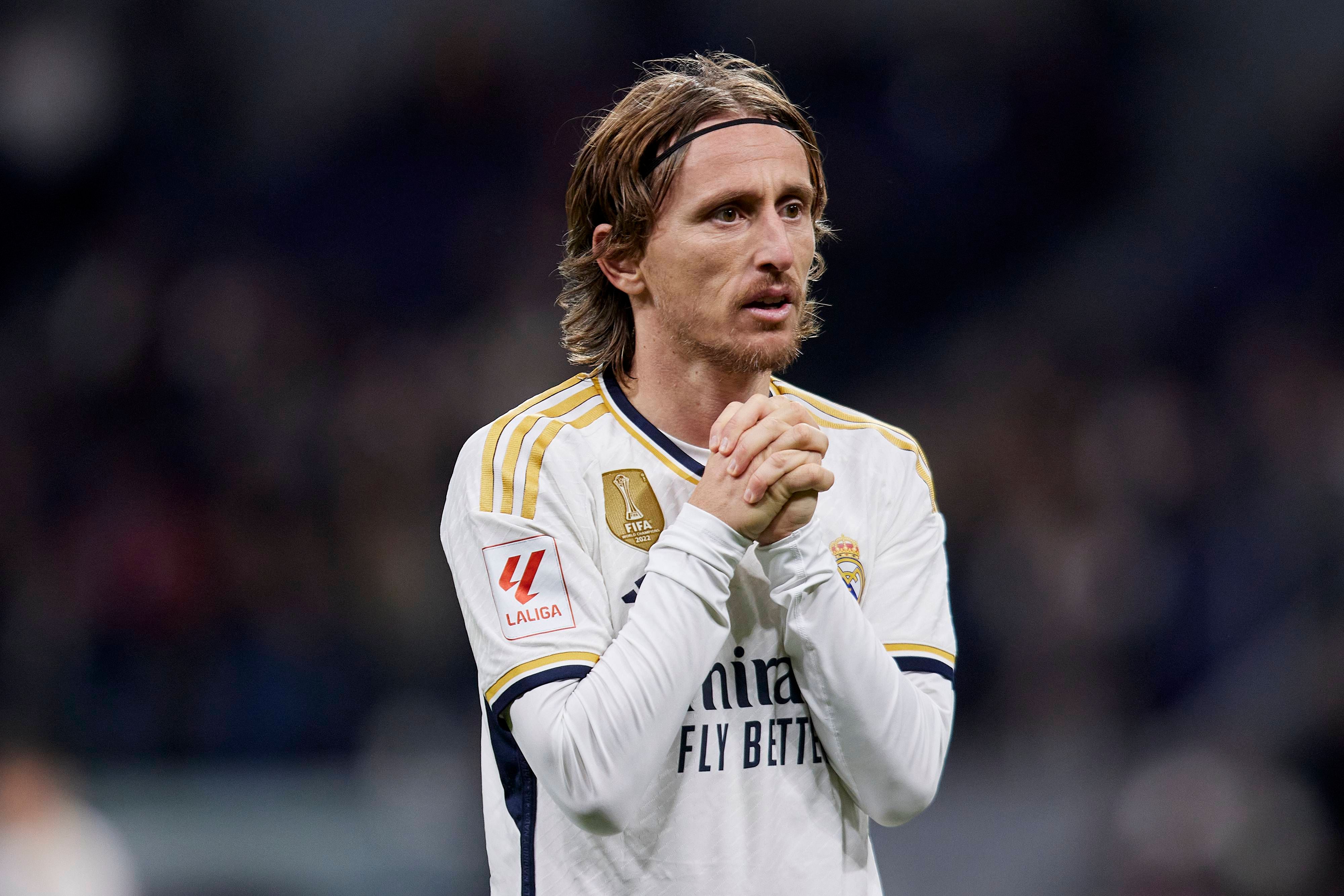 Luka Modric, en un partido del Real Madrid (FOTO: Cordón Press).