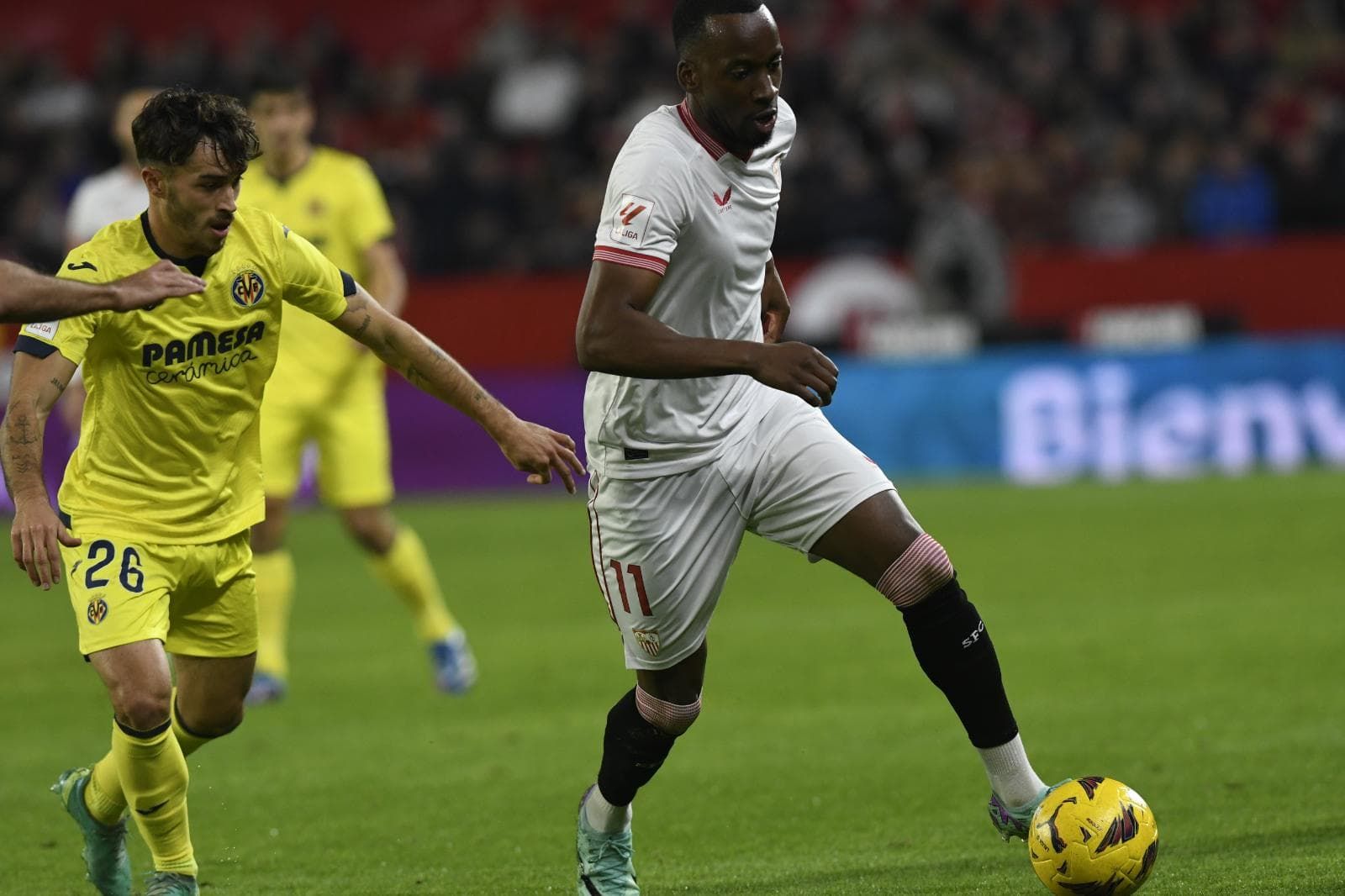  Lukebakio, ante el Villarreal