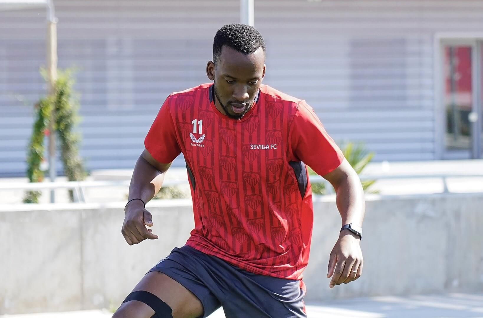  Lukebakio, en el entrenamiento de este domingo.