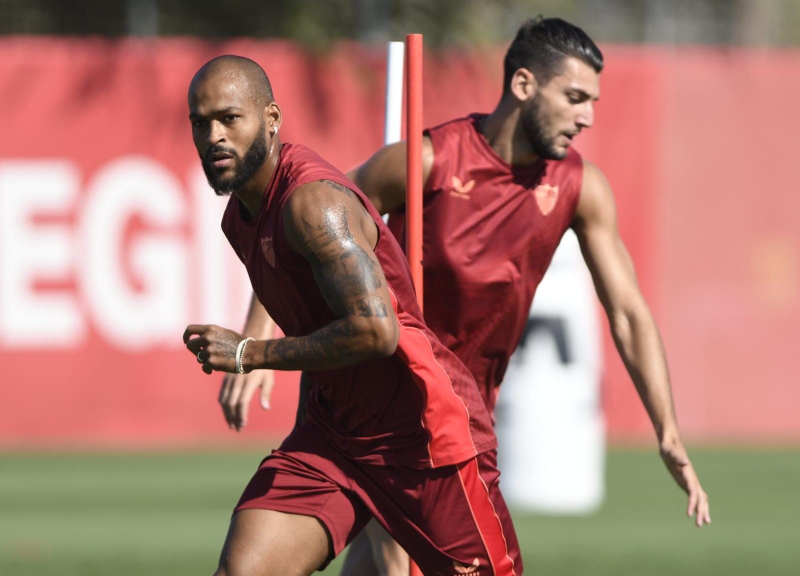 Marcao, en el entrenamiento del Sevilla