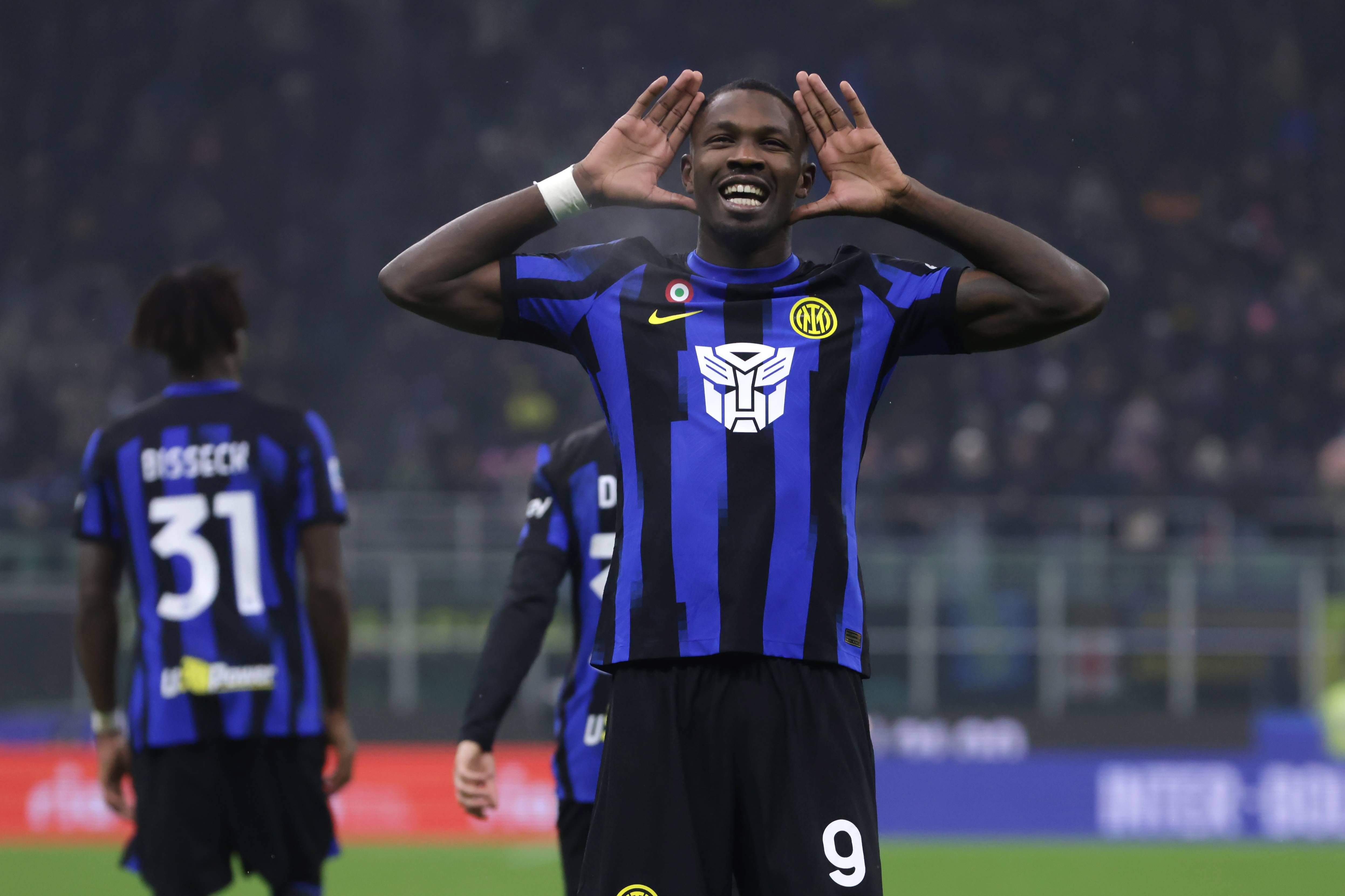 Marcus Thuram celebra un gol con el Inter de Milán.