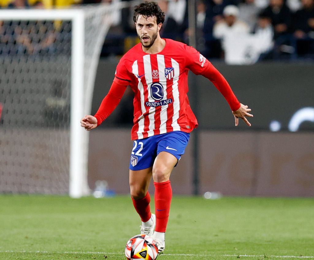  Mario Hermoso en el Atlético - Real Madrid de la Supercopa (@Atleti)