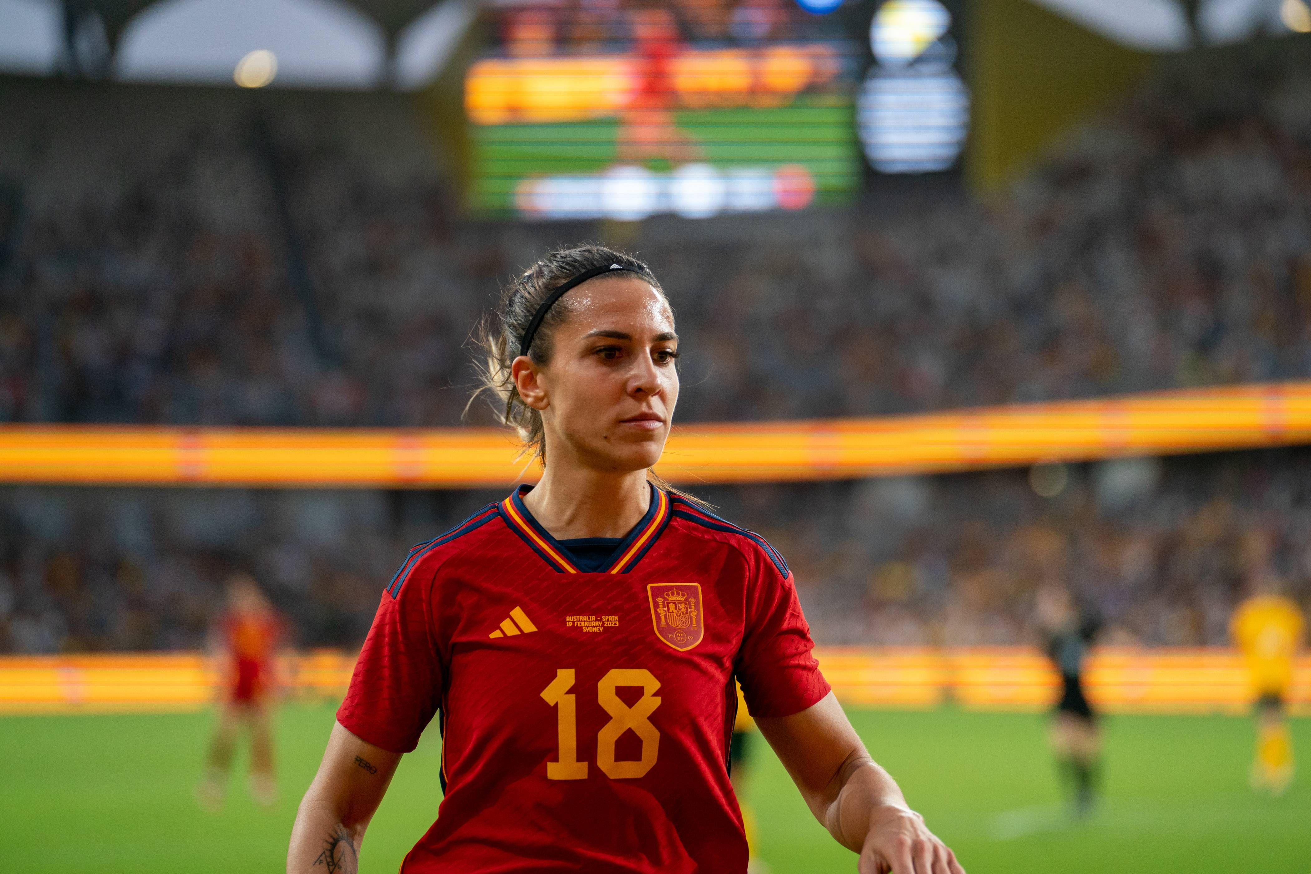  Marta Cardona durante un partido con la selección española.