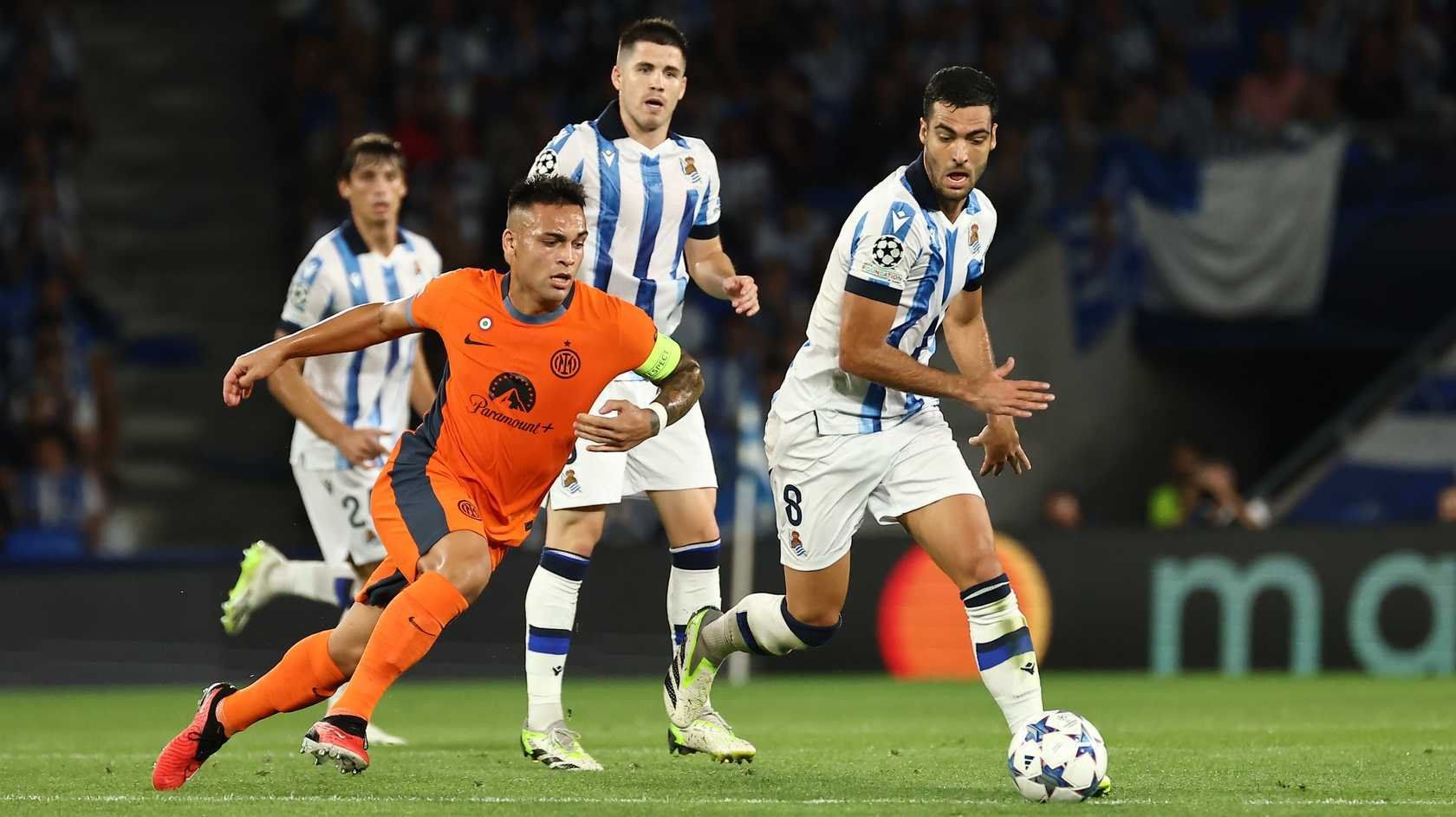Mikel Merino, durante el partido ante el Inter de Milán.