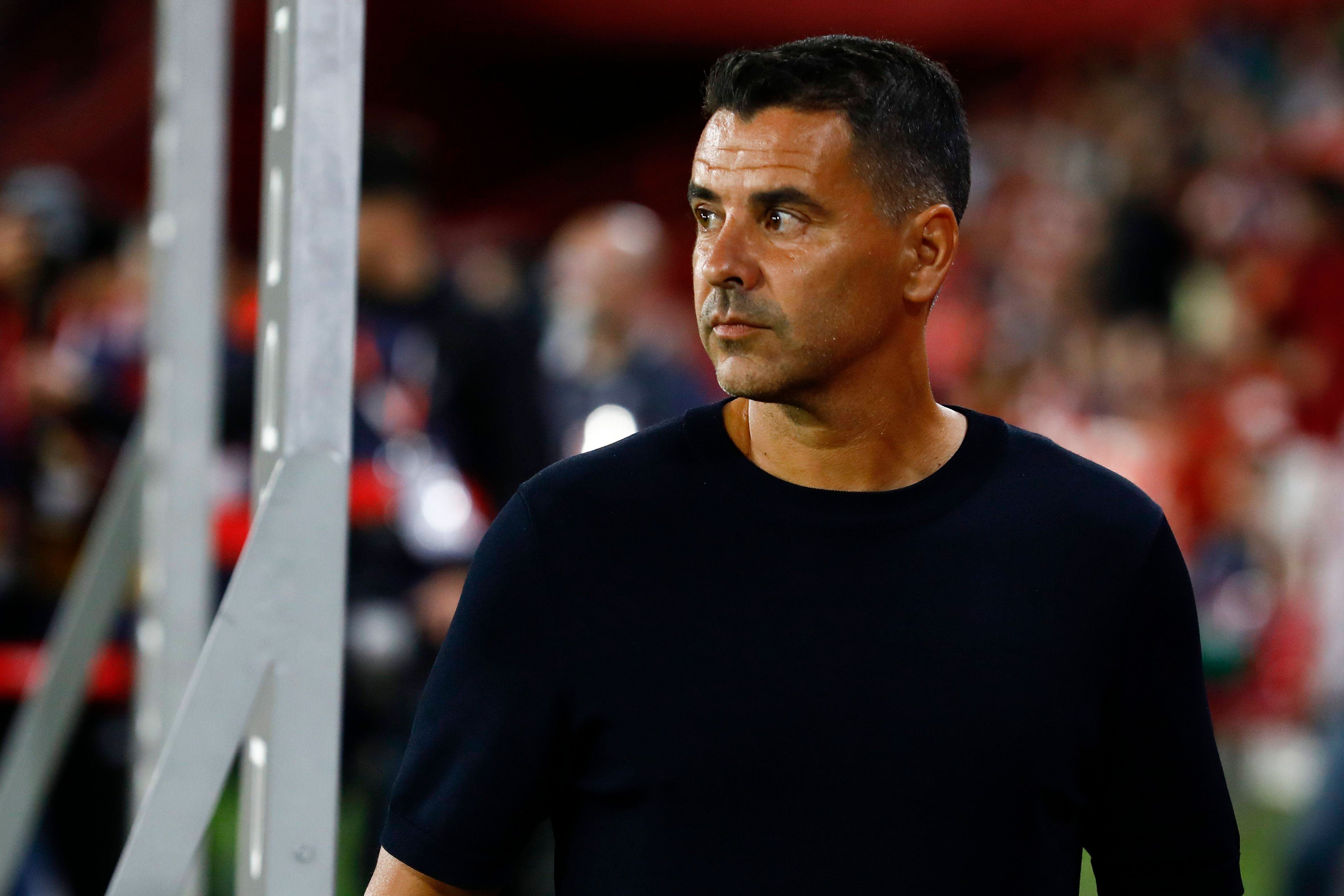  Míchel en el partido del Girona ante el Villarreal.