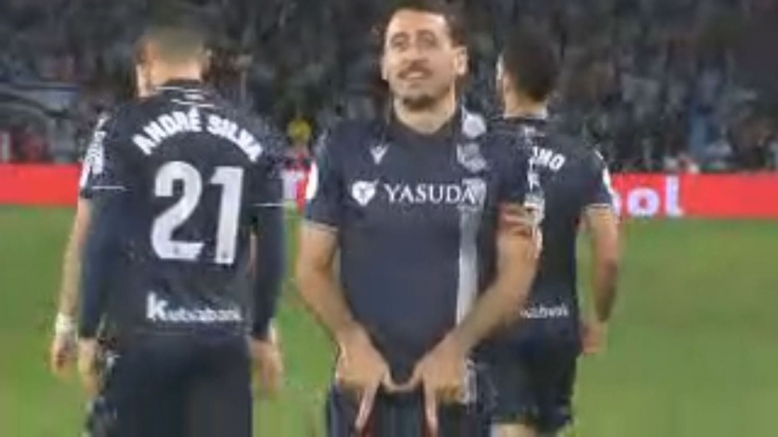 Mikel Oyarzabal dedicó el gol a su hijo Martin.