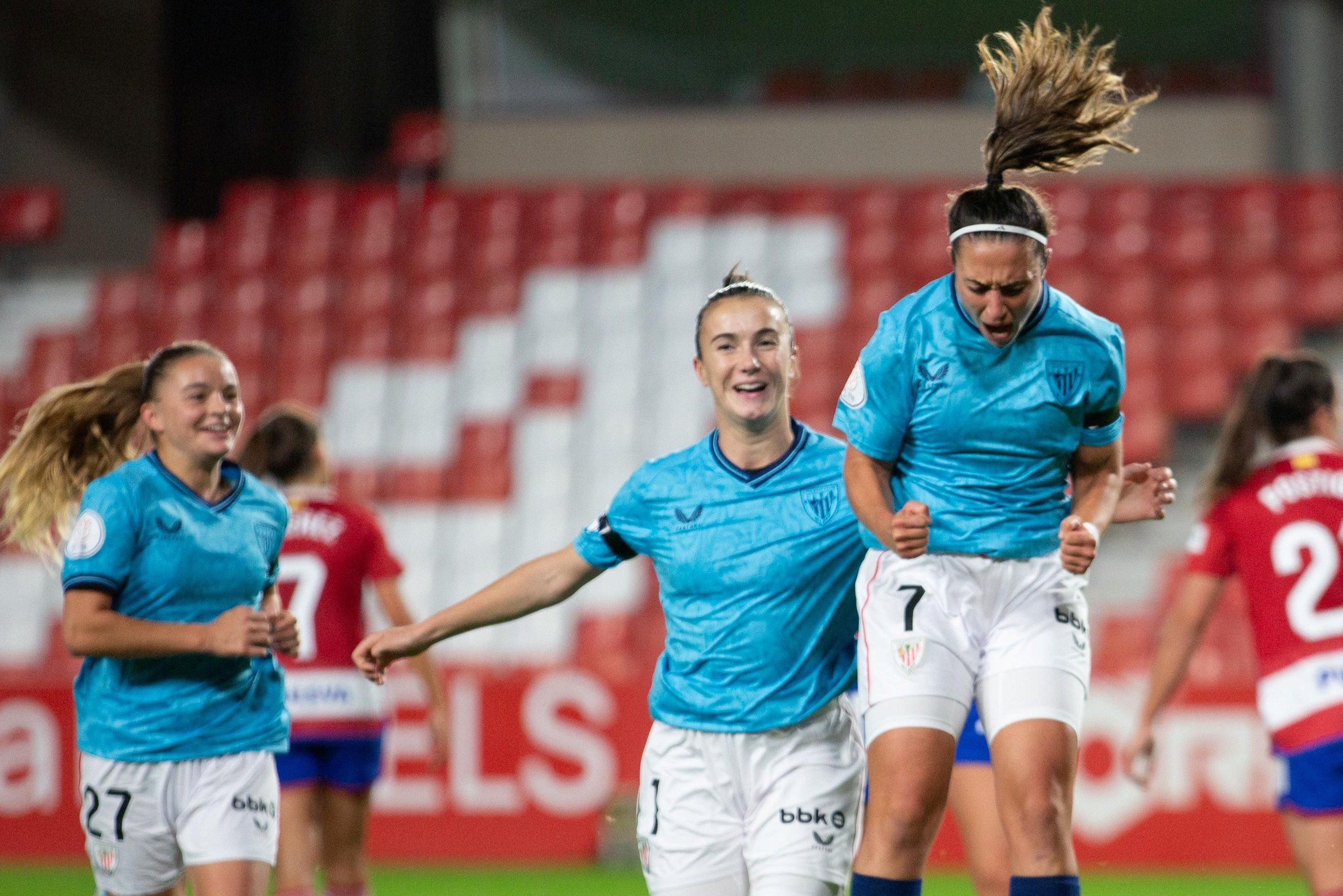 Nahikari García festeja su gol en Copa al Granada.