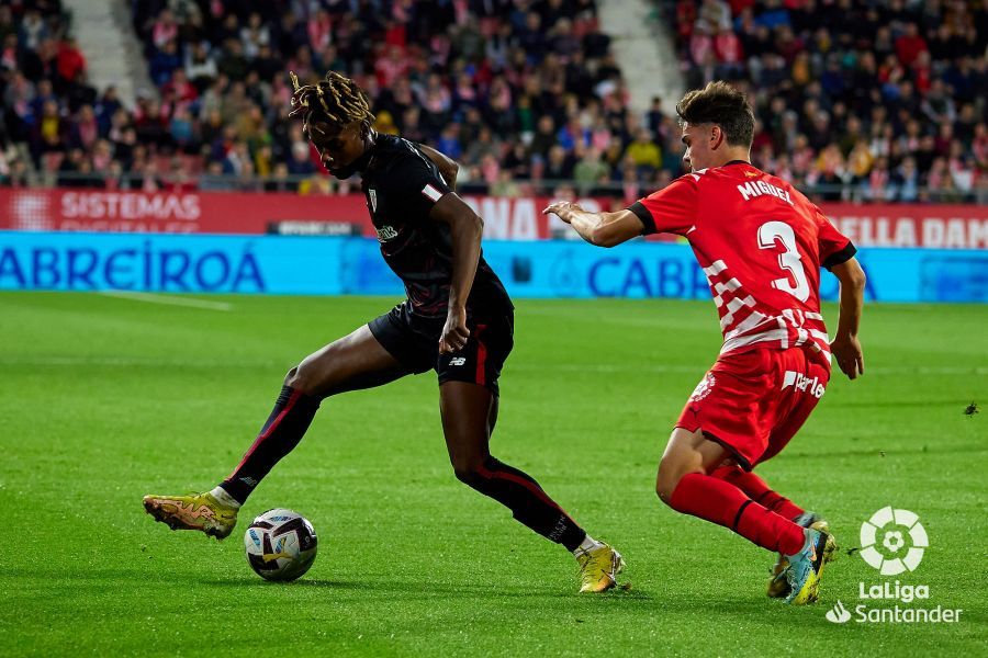 Nico Williams, durante un partido del Athletic Club ante el Girona en Montilivi.