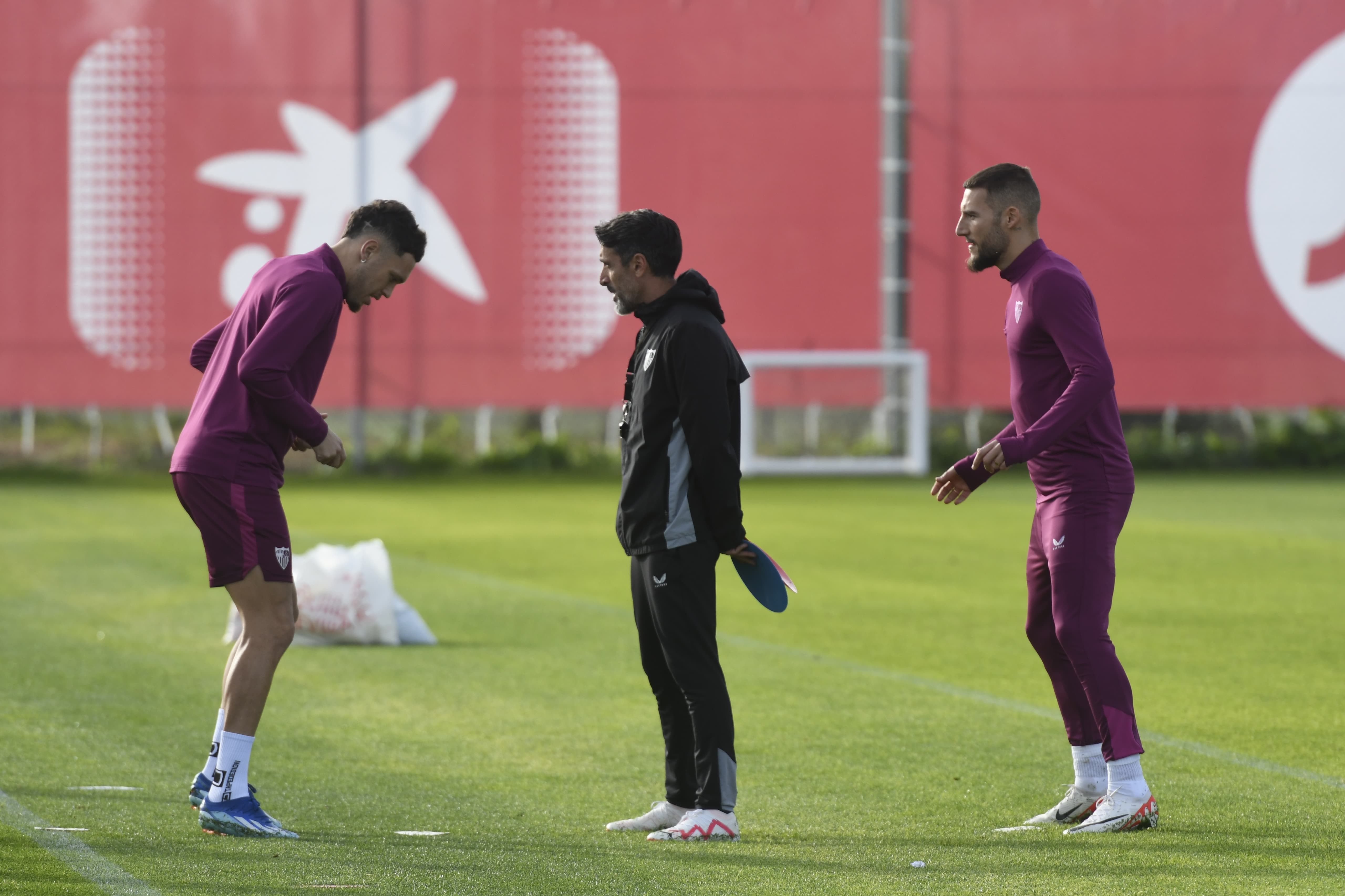 Ocampos y Gudelj, en el entrenamiento