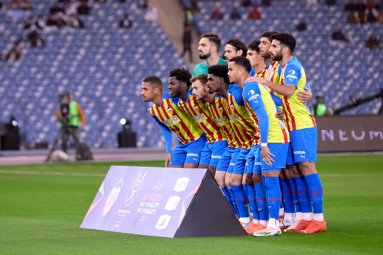  Once del Valencia ante el Real Madrid en la Supercopa de España.