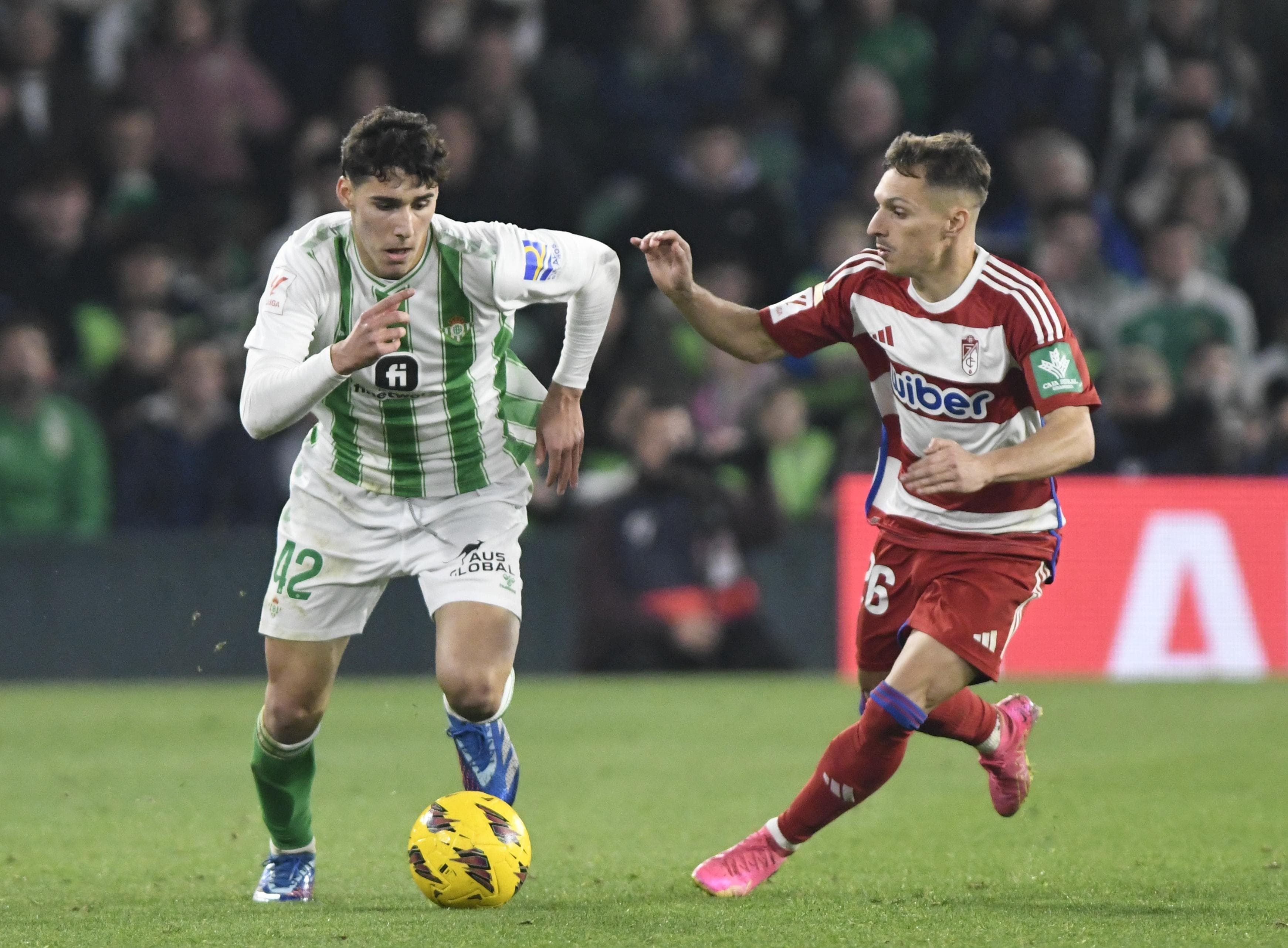  Pablo Busto ante el Granada