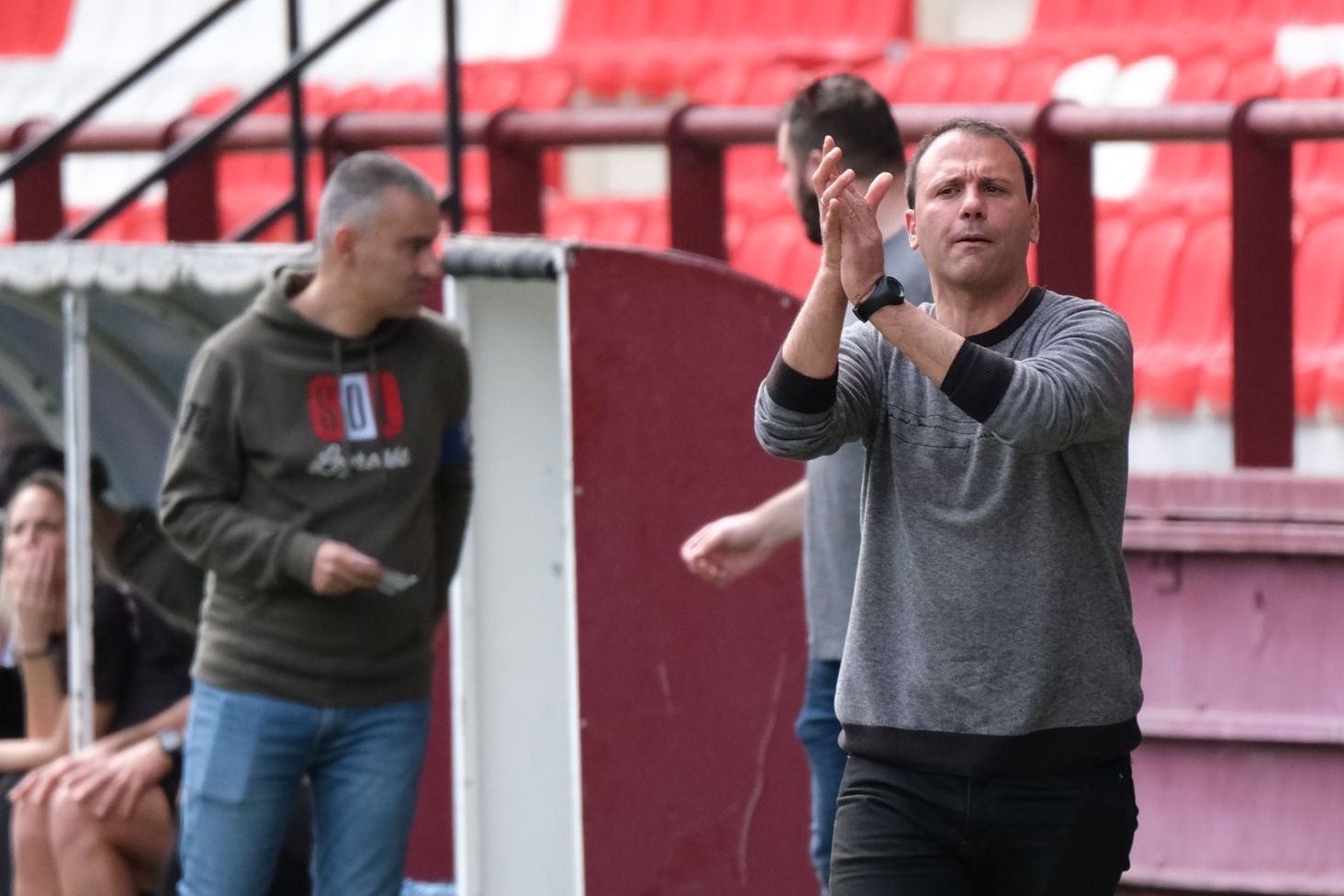  Alex Pallarés, entrenador del Bilbao Athletic, en Logroño.