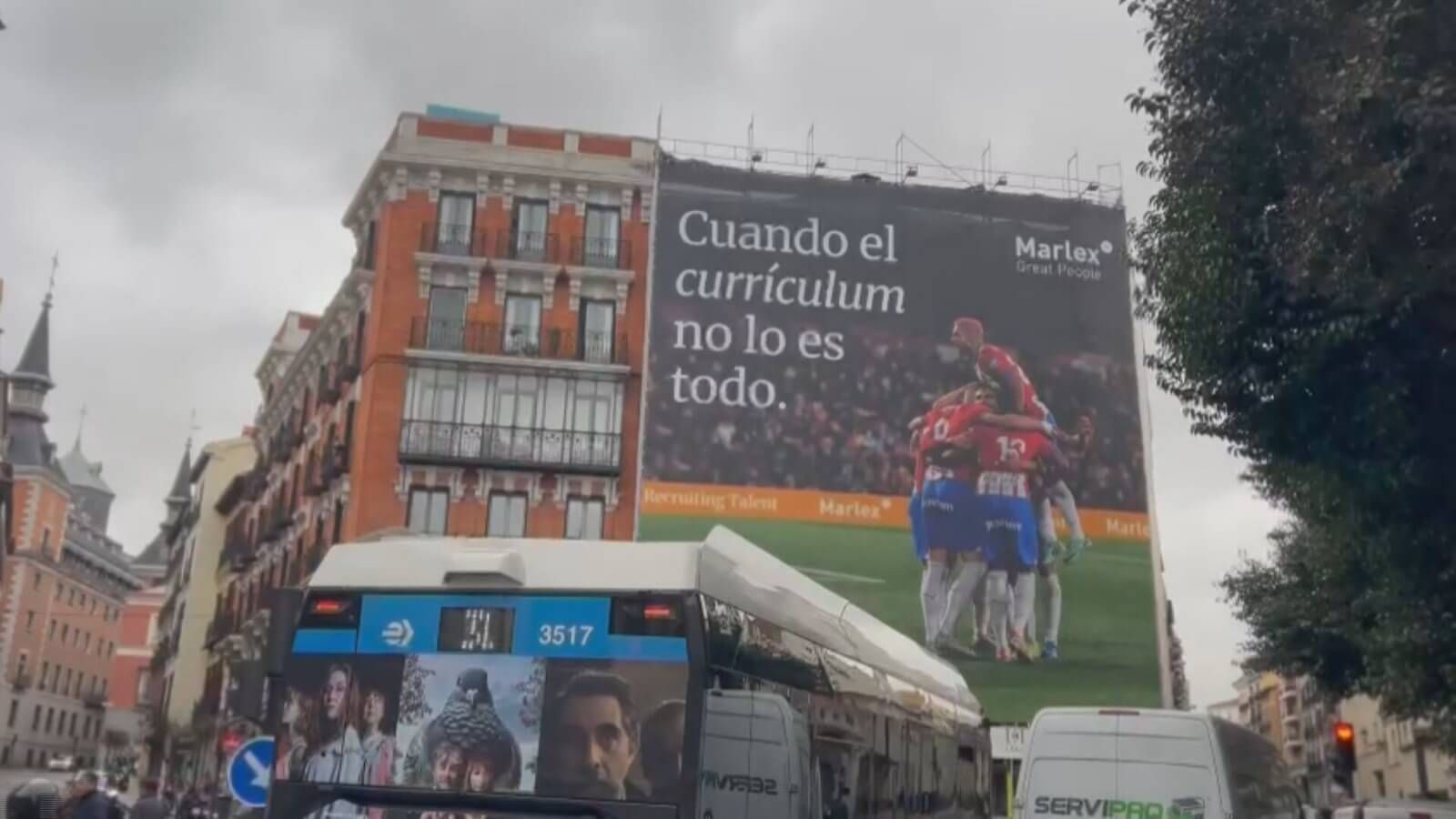 La pancarta del Girona antes de medirse al Real Madrid en la capital.