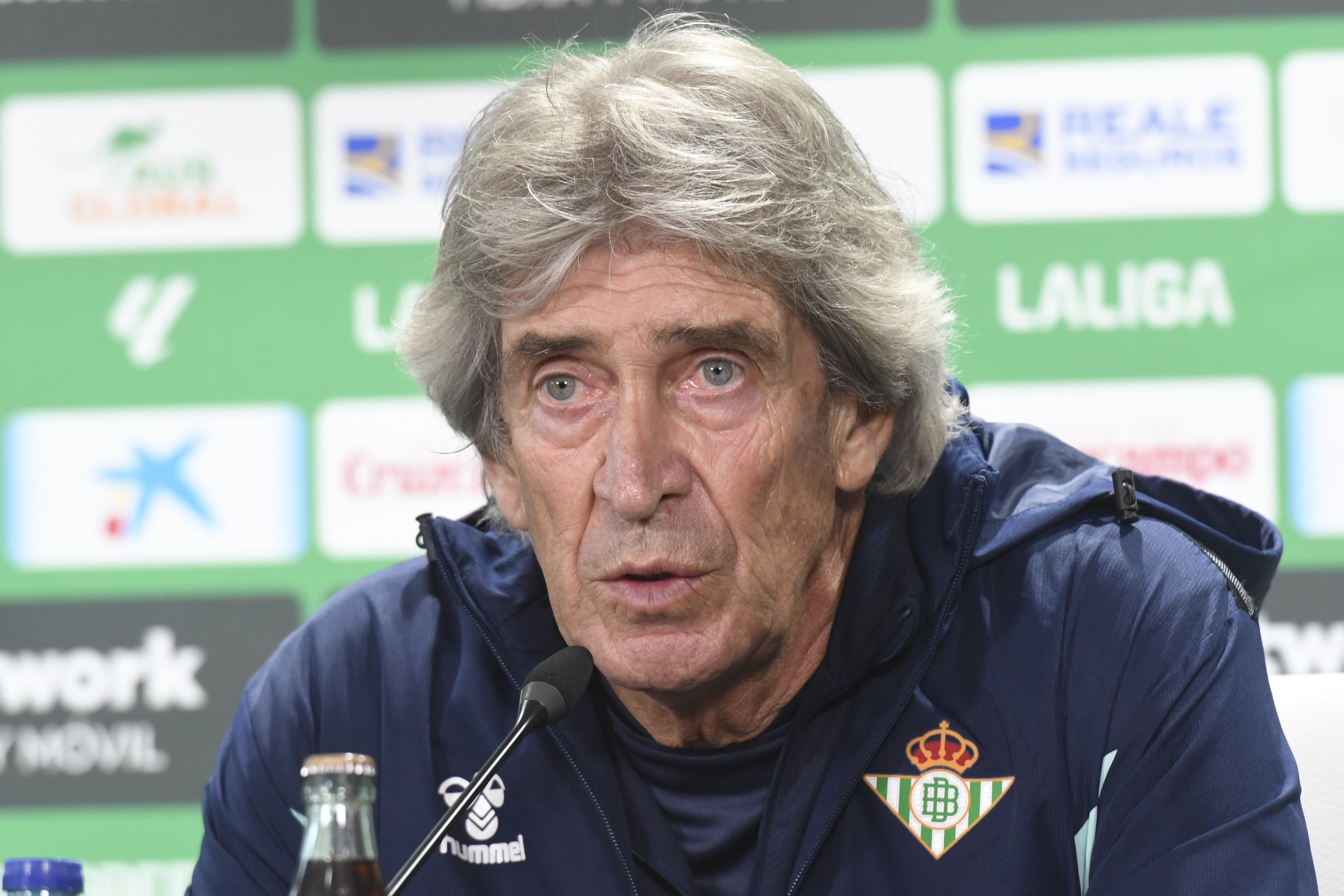 Pellegrini, en sala de prensa