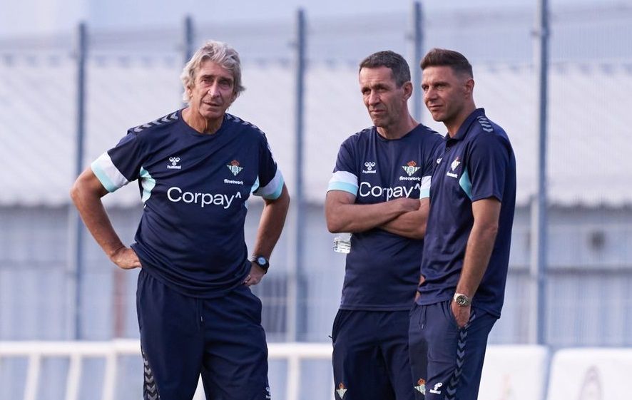  Pellegrini, en México, junto a Ramón Planes y Joaquín.