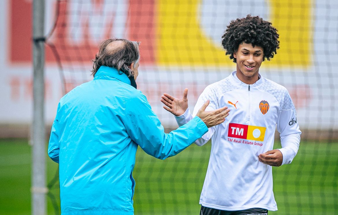  Peter Federico ya entrena en Paterna.
