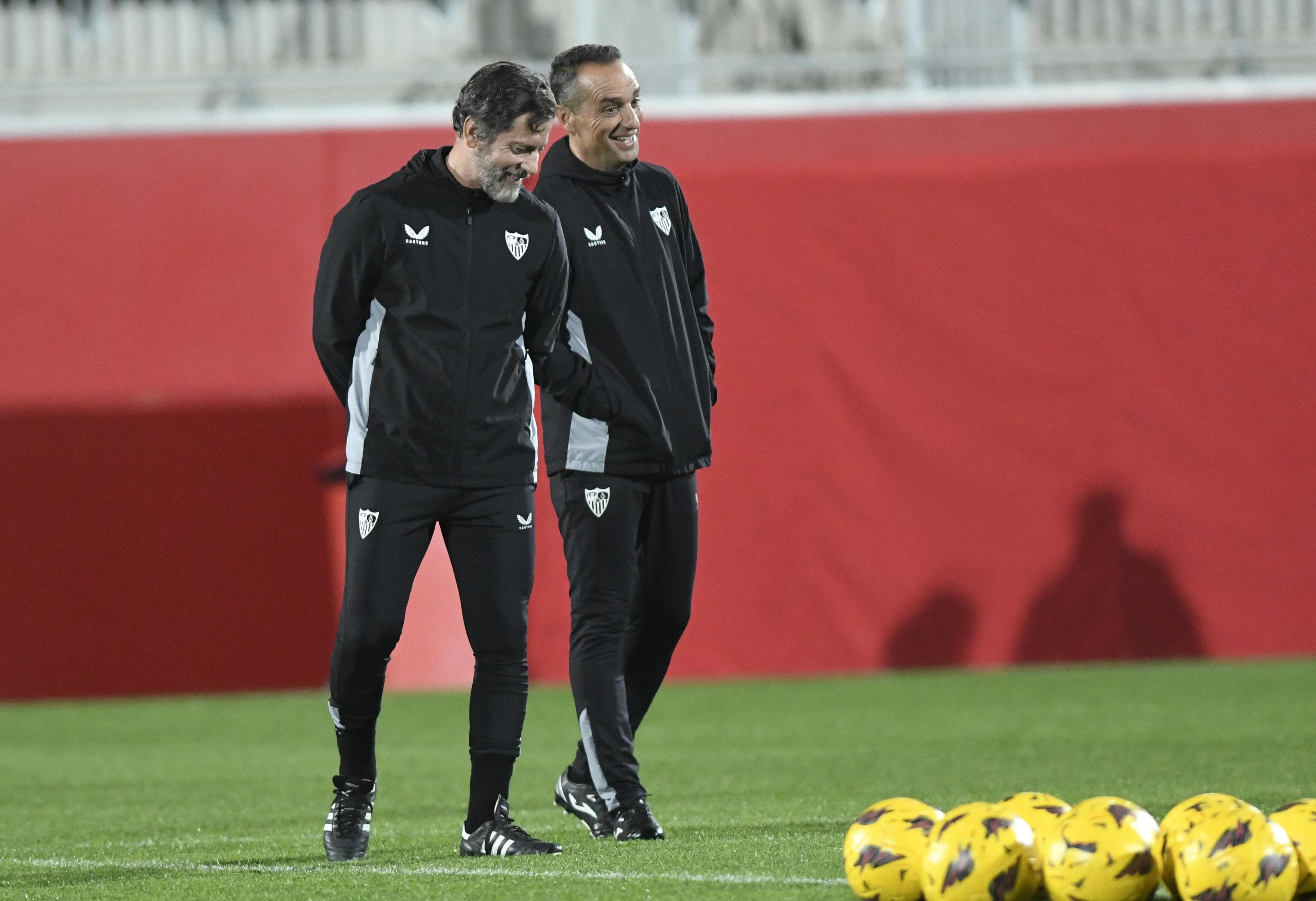  Quique Sánchez Flores dirige su primer entrenamiento