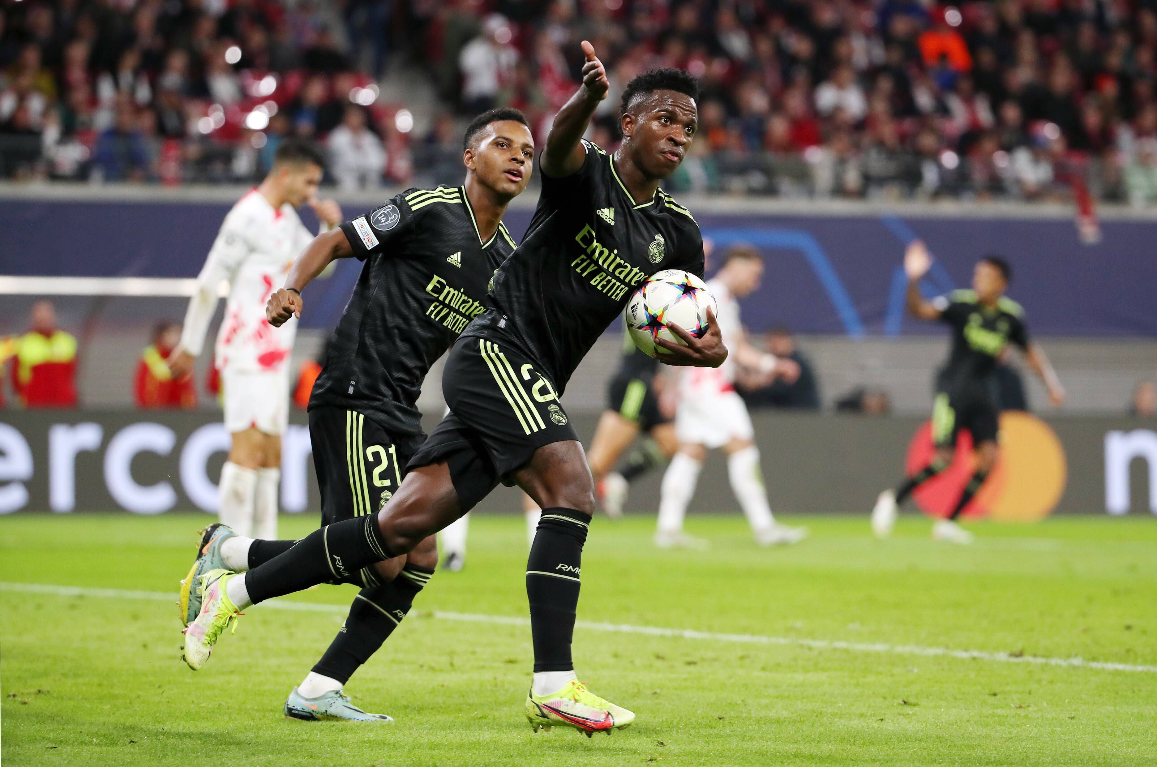  Vinícius celebra su gol en el RB Leipzig-Real Madrid.