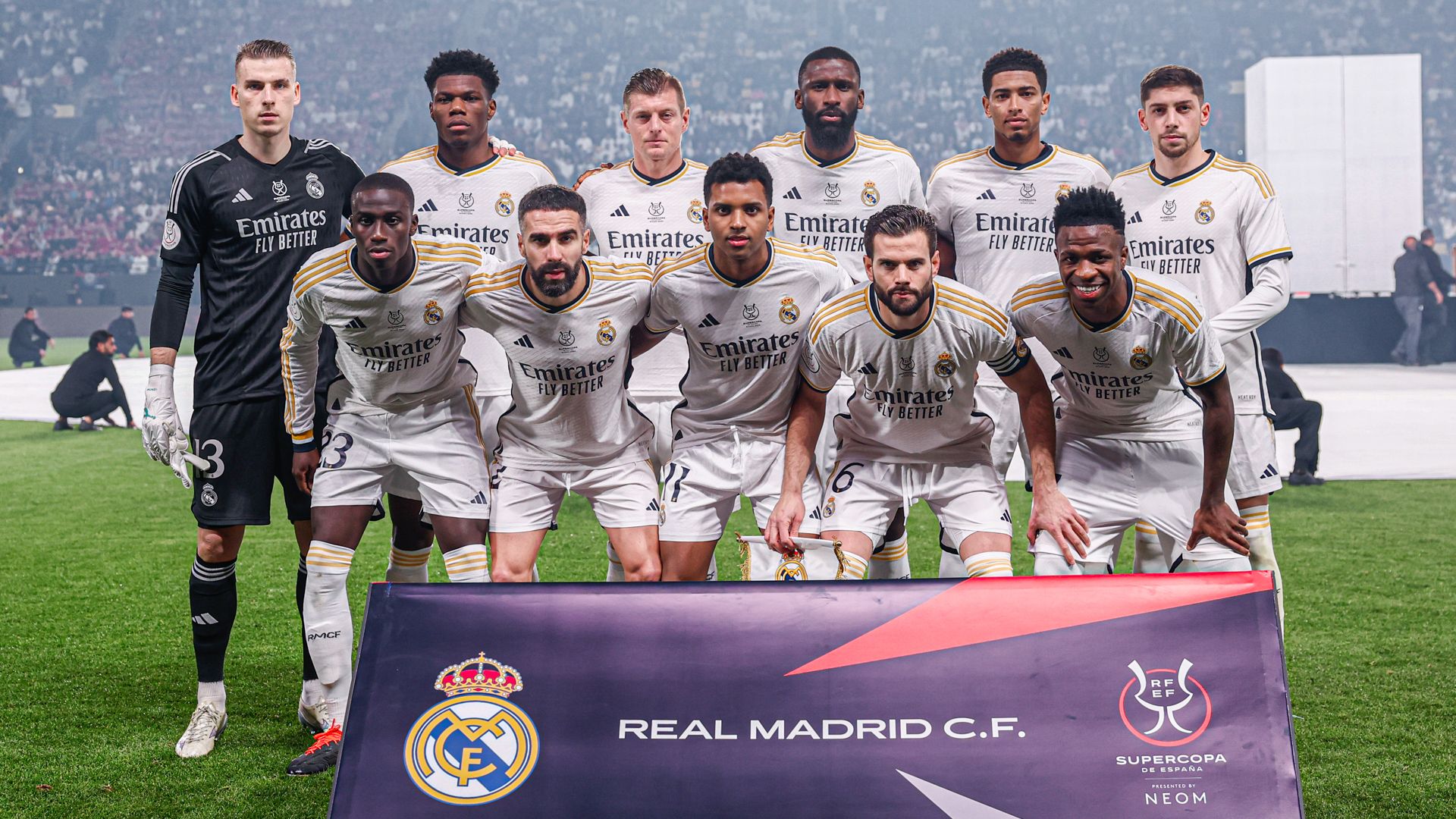 Once del Real Madrid ante el Barça en la final de la Supercopa.