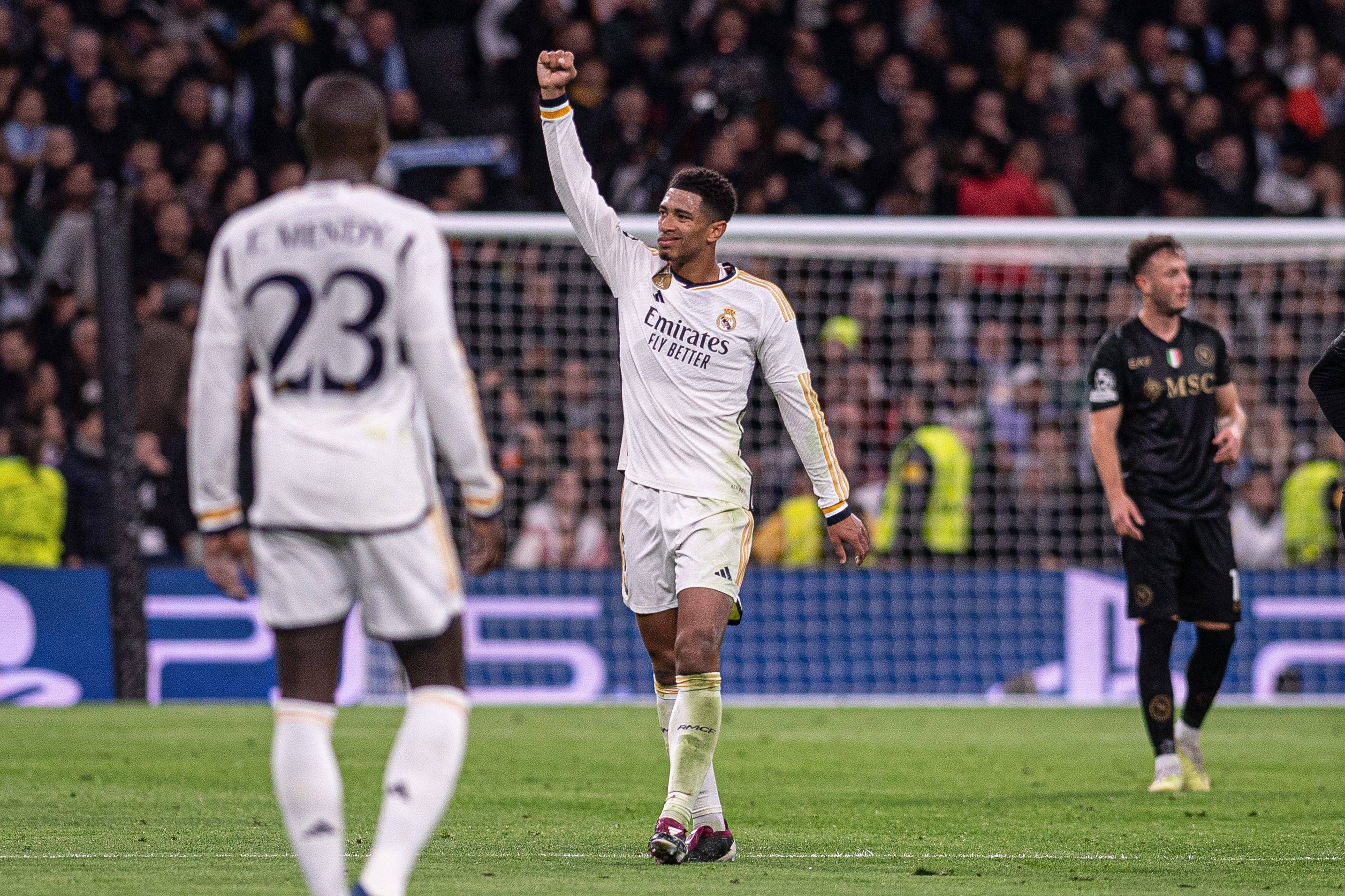 Jude Bellingham celebra su gol en el Real Madrid-Nápoles.