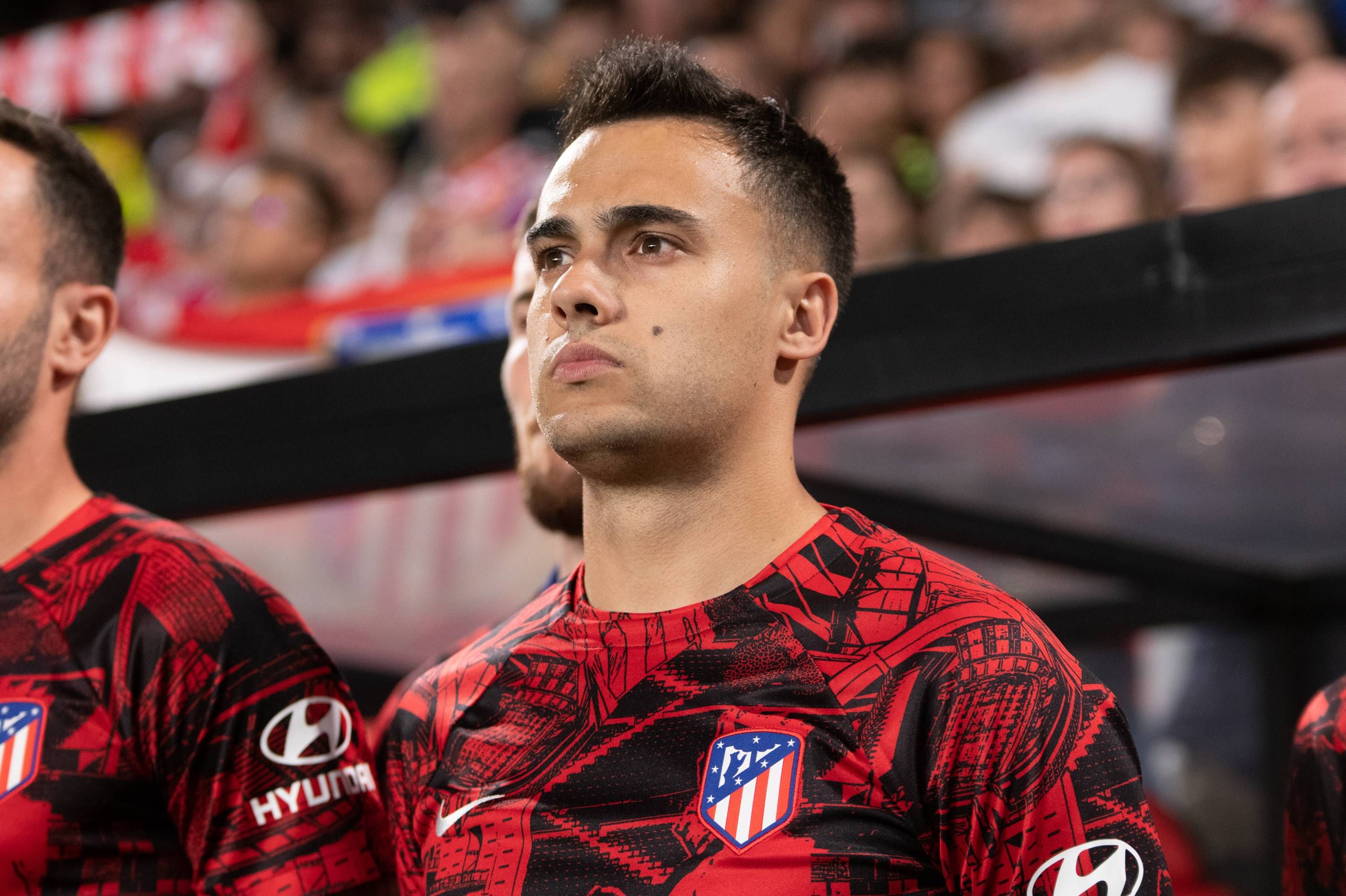  Reguilón, en el banquillo del Atlético de Madrid (FOTO: Cordón Press).