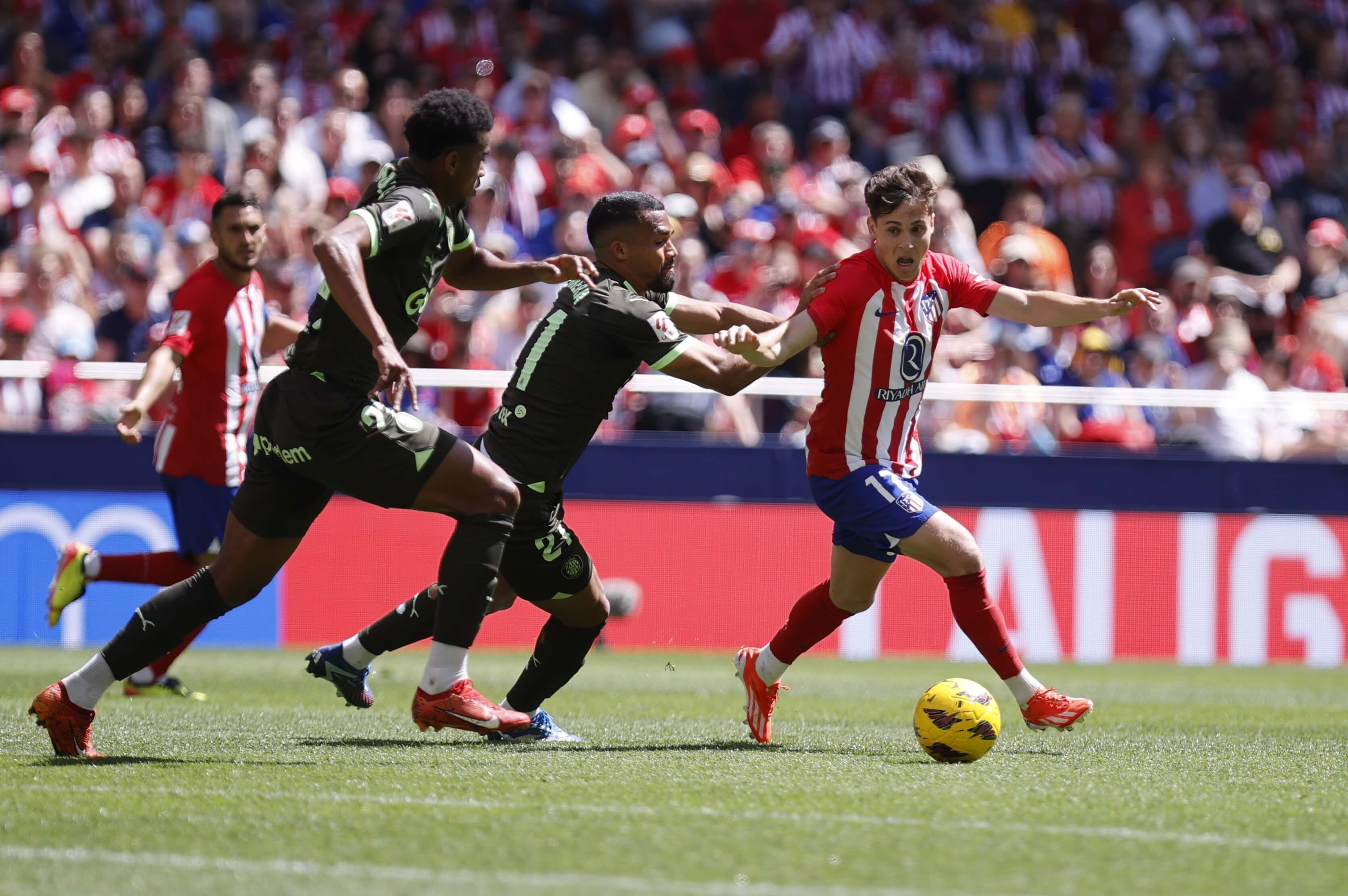  Rodrigo Riquelme, en el Atlético-Girona.