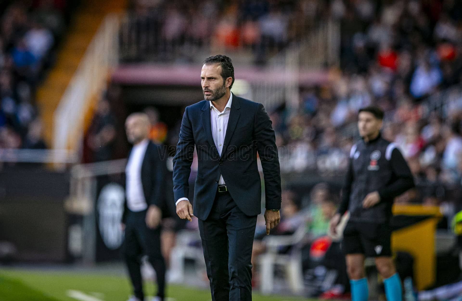 Rubén Baraja, ante el Granada CF.