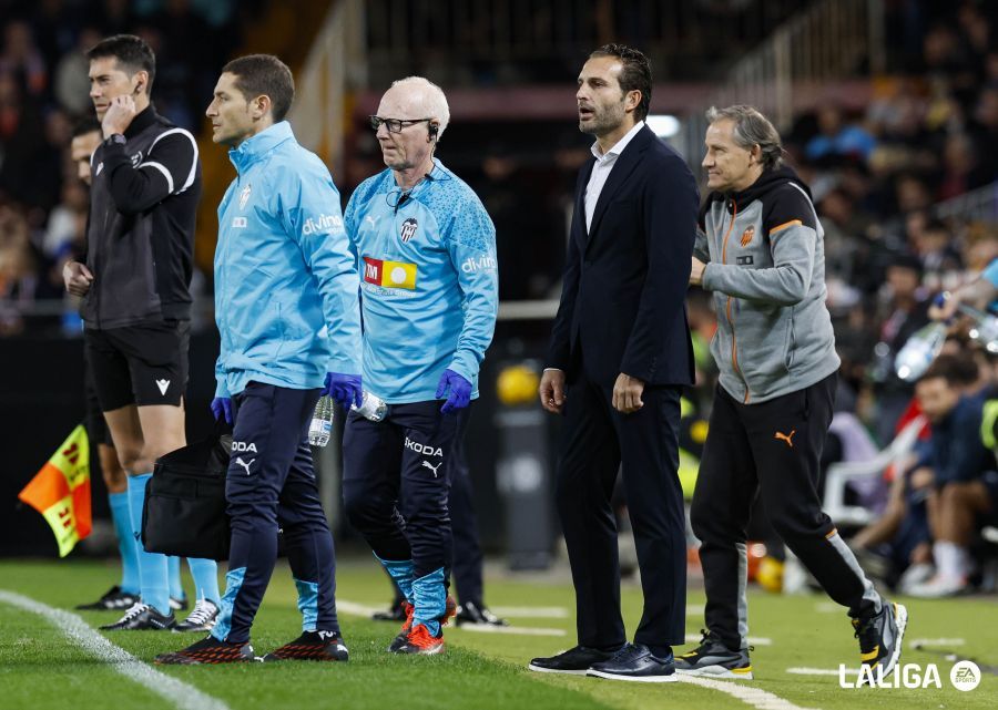  Rubén Baraja, ante el Villarreal CF.