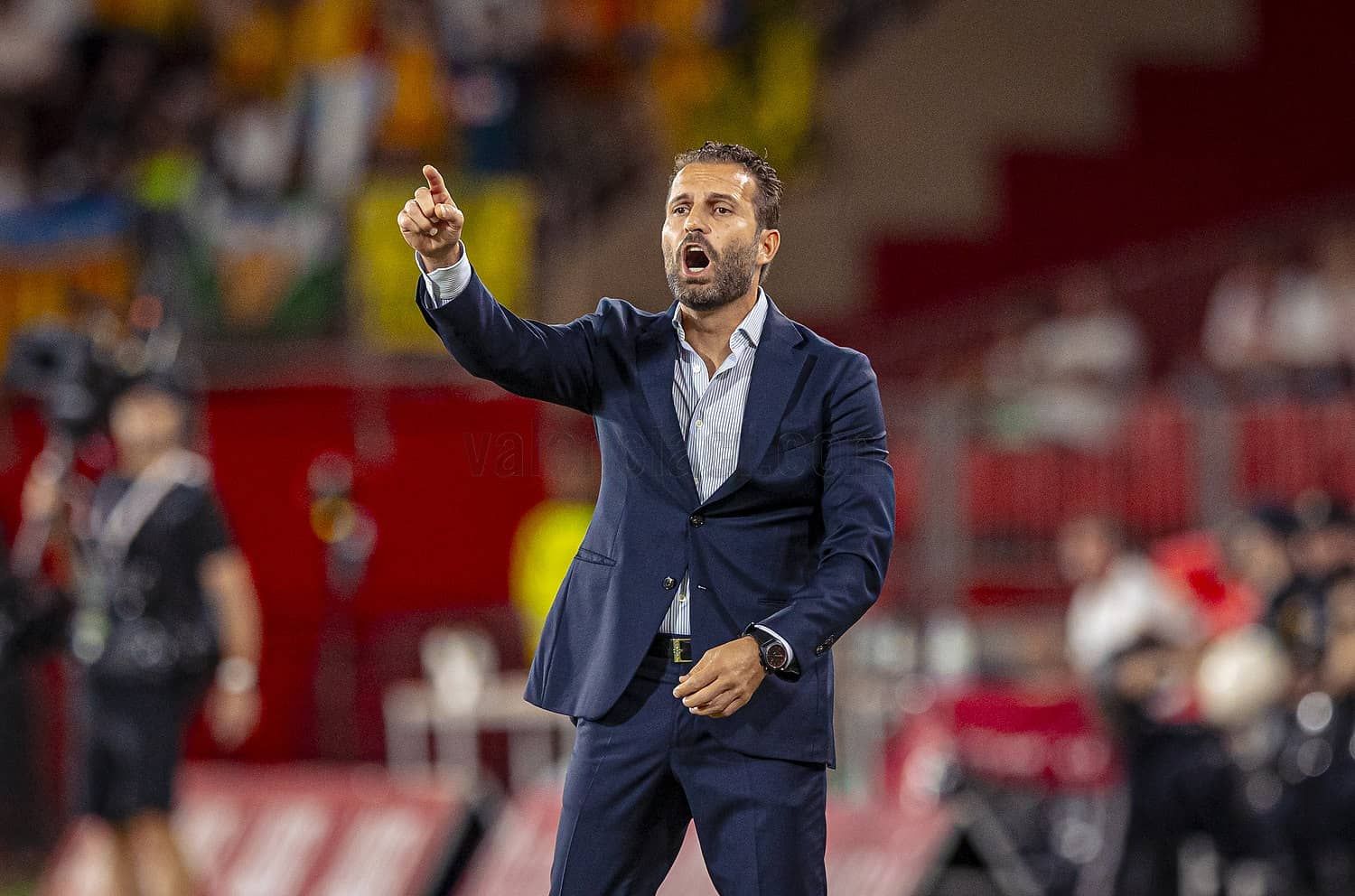  Rubén Baraja, en el Almería - Valencia CF.