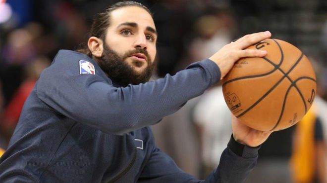  Ricky Rubio, durante el calentamiento.