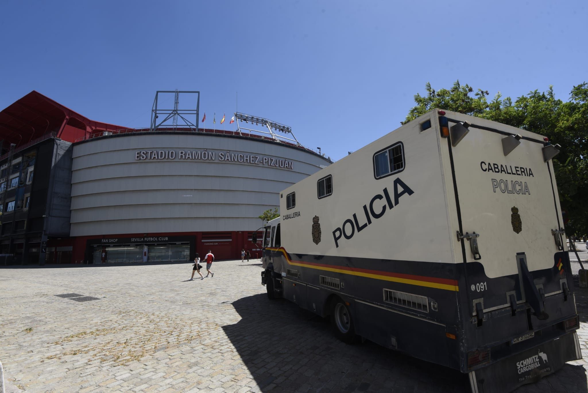 Dispositivo policial para el derbi